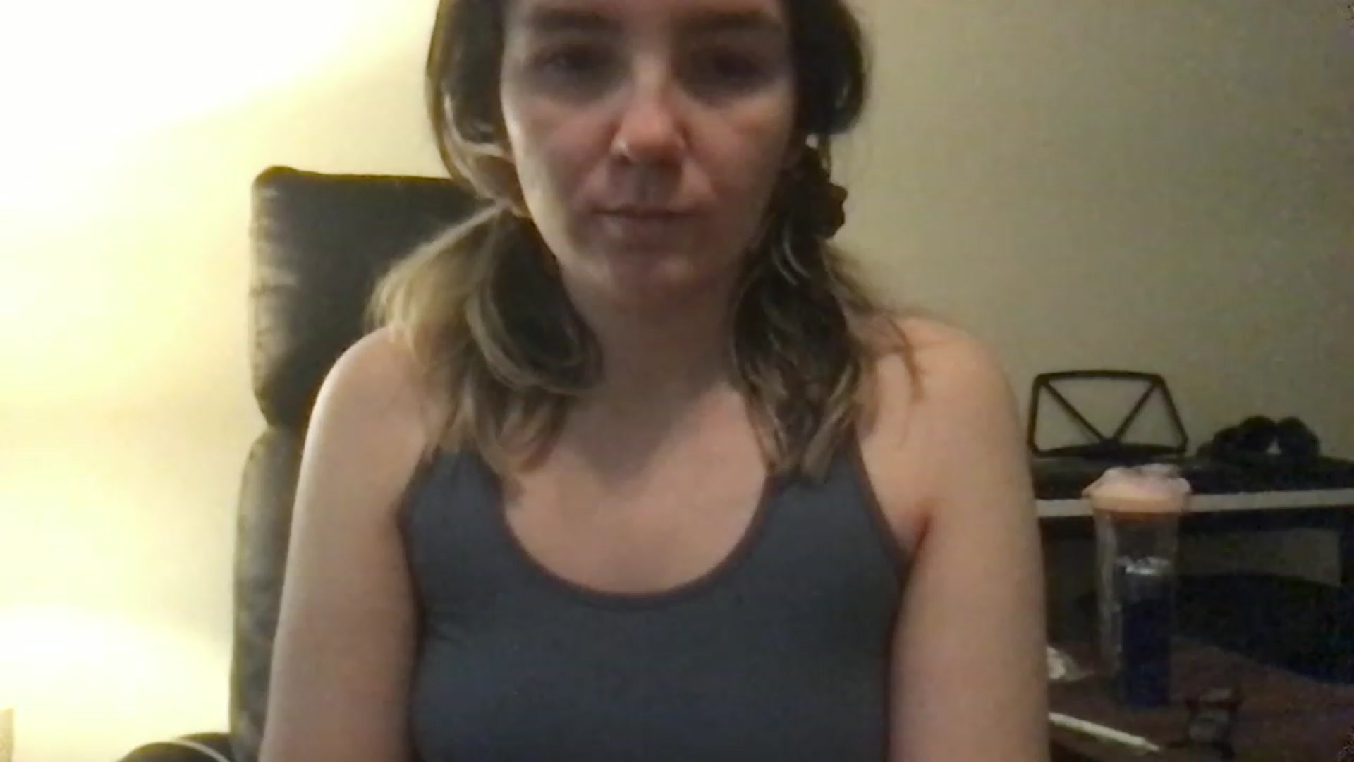 Gallery image thumbnail from AshleighPink's myfreecams stream on, 11/16/2022, 16:06 image 4 of 20