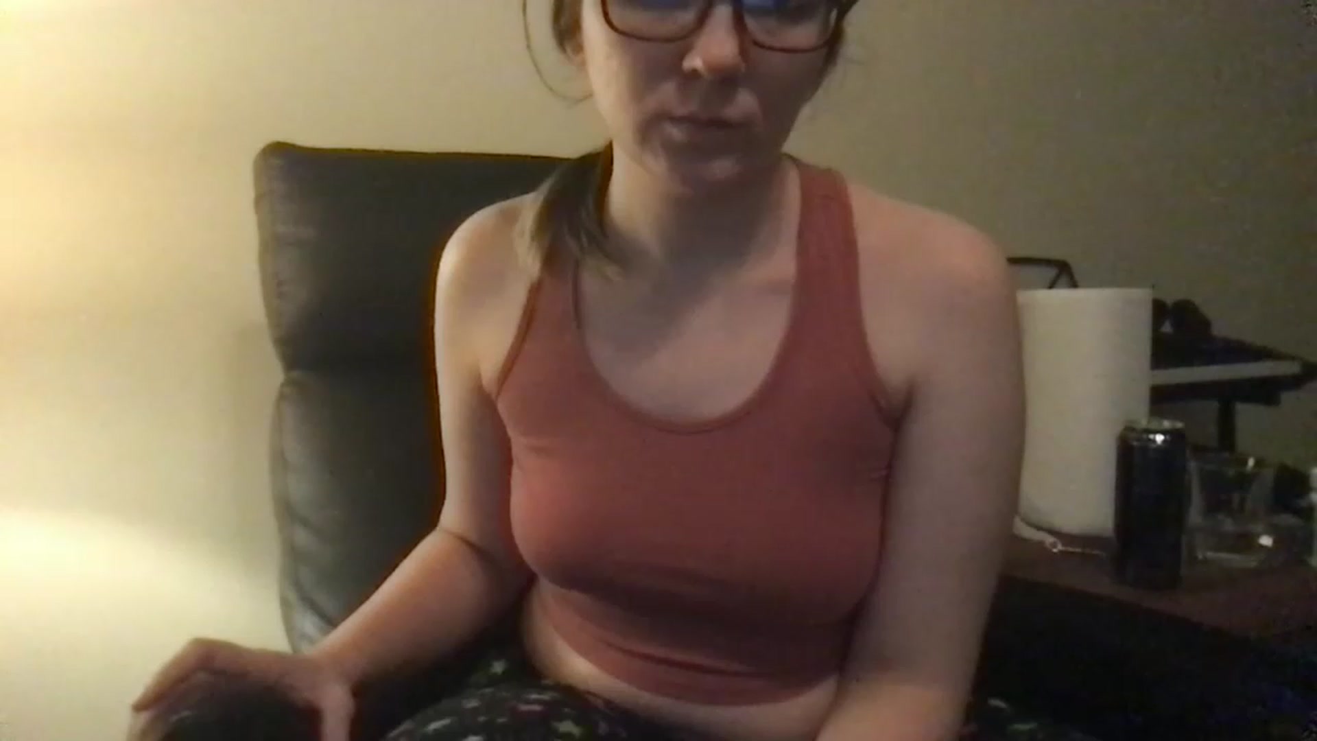 Gallery image thumbnail from AshleighPink's myfreecams stream on, 11/25/2022, 09:40 image 8 of 20
