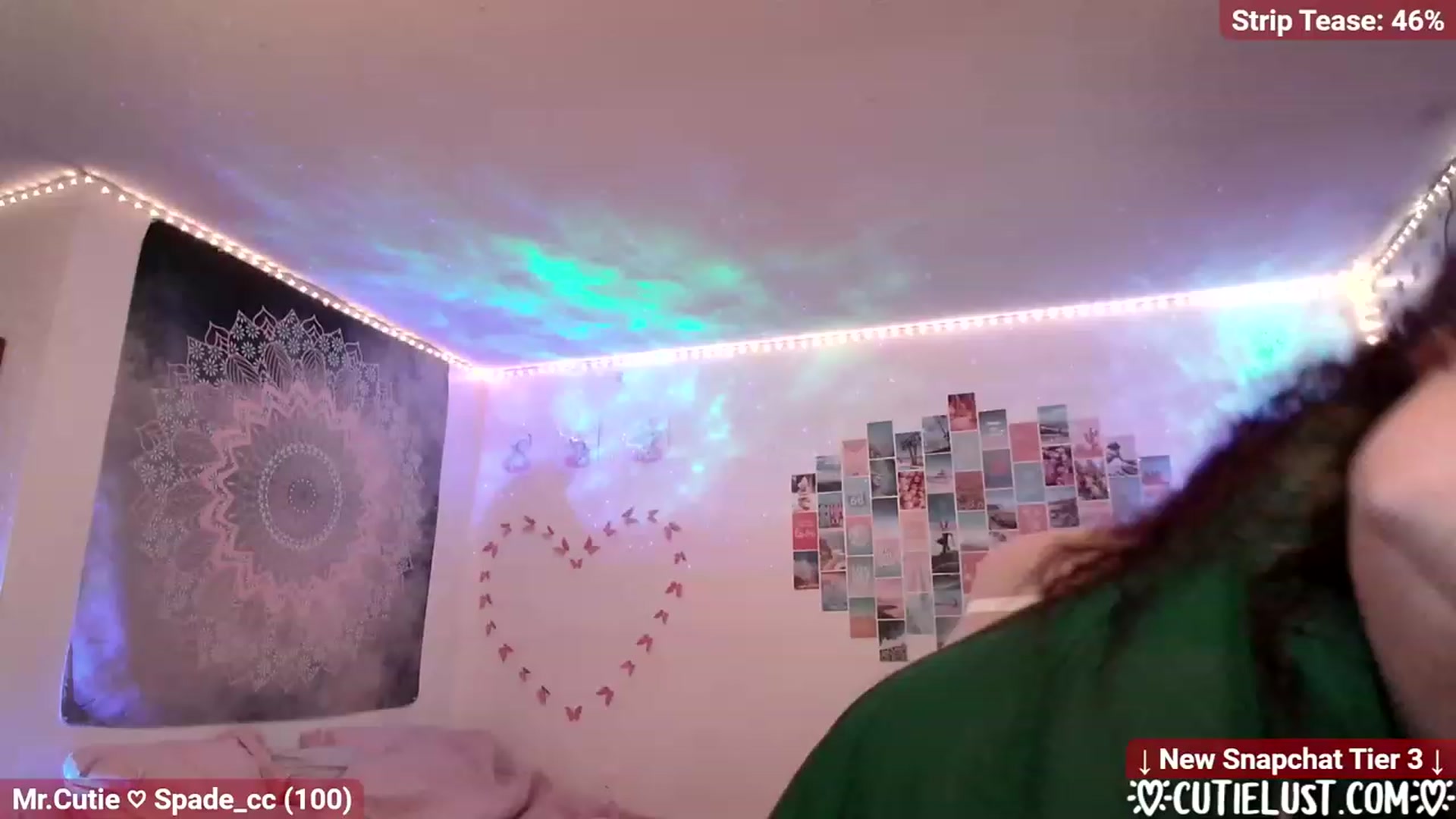 Gallery image thumbnail from Ashley's myfreecams stream on, 12/24/2022, 08:38 image 6 of 20