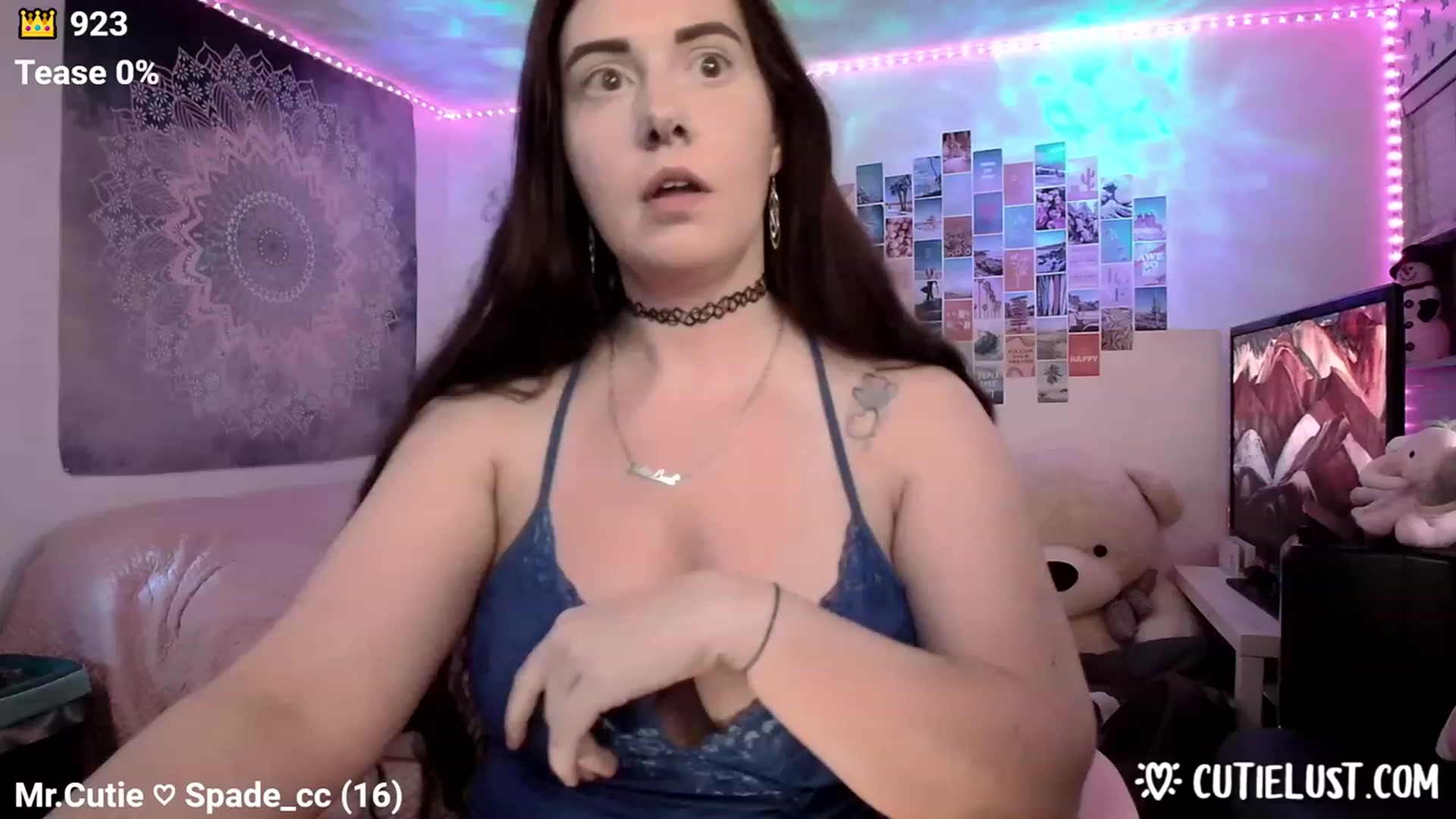 Gallery image thumbnail from Ashley's myfreecams stream on, 01/22/2023, 06:59 image 3 of 20