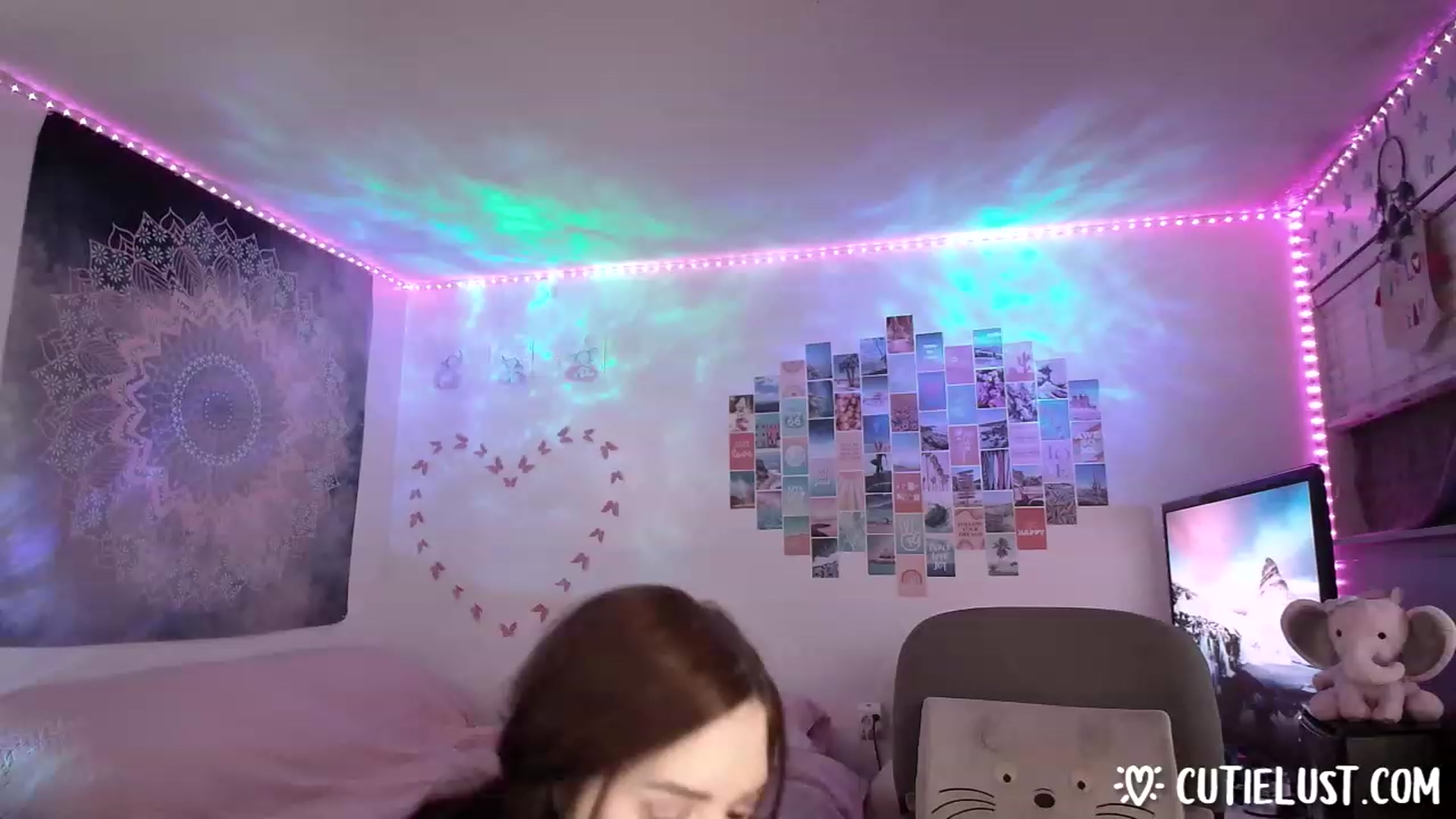 Gallery image thumbnail from Ashley's myfreecams stream on, 02/12/2023, 05:06 image 18 of 20
