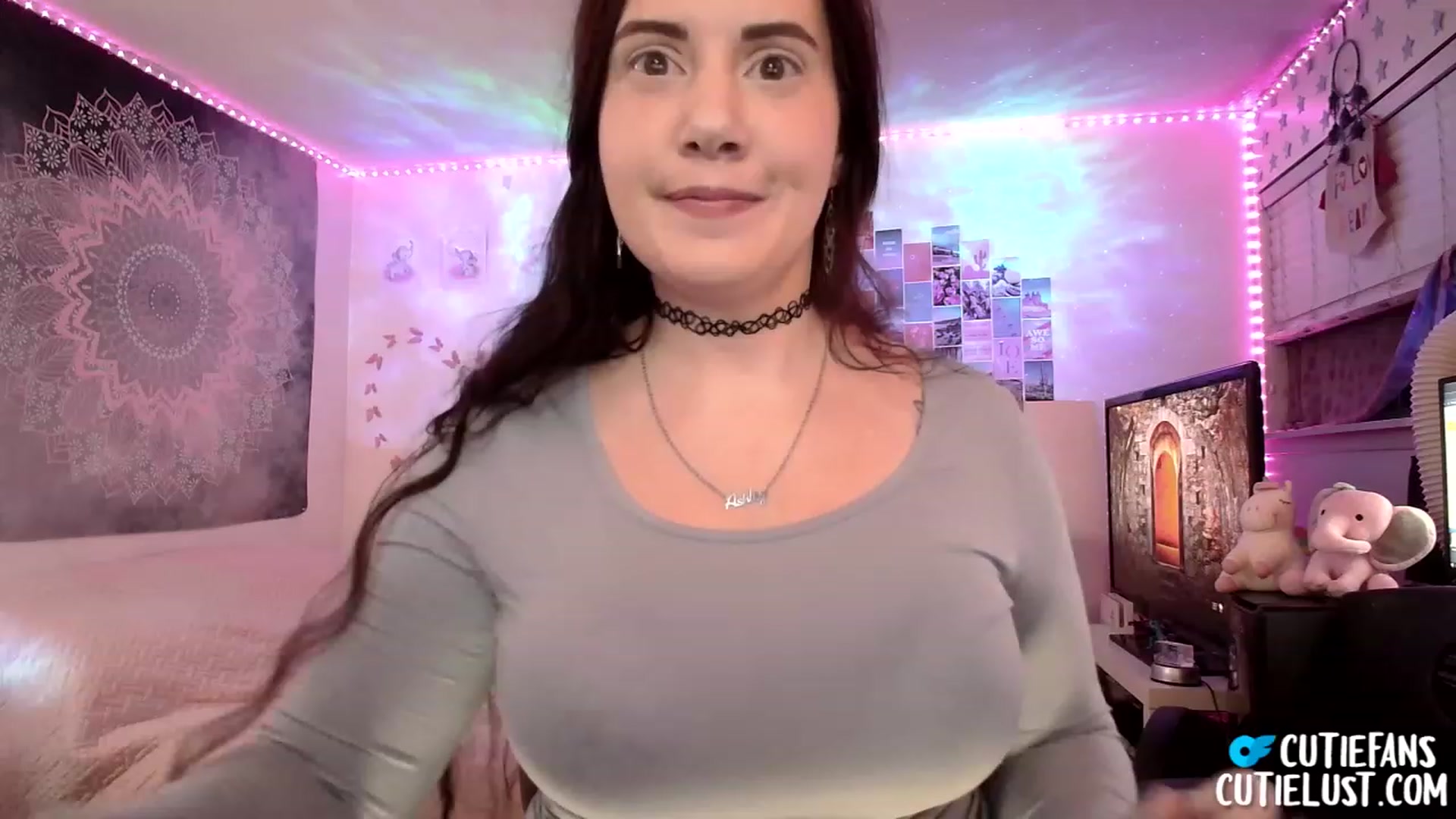 Gallery image thumbnail from Ashley's myfreecams stream on, 03/15/2023, 11:20 image 2 of 20