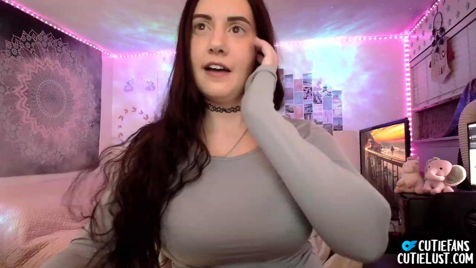 Gallery image thumbnail from Ashley's myfreecams stream on, 03/15/2023, 11:20 image 6 of 20