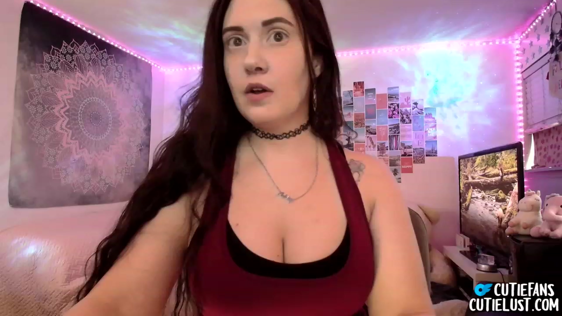 Gallery image thumbnail from Ashley's myfreecams stream on, 03/15/2023, 12:06 image 6 of 20