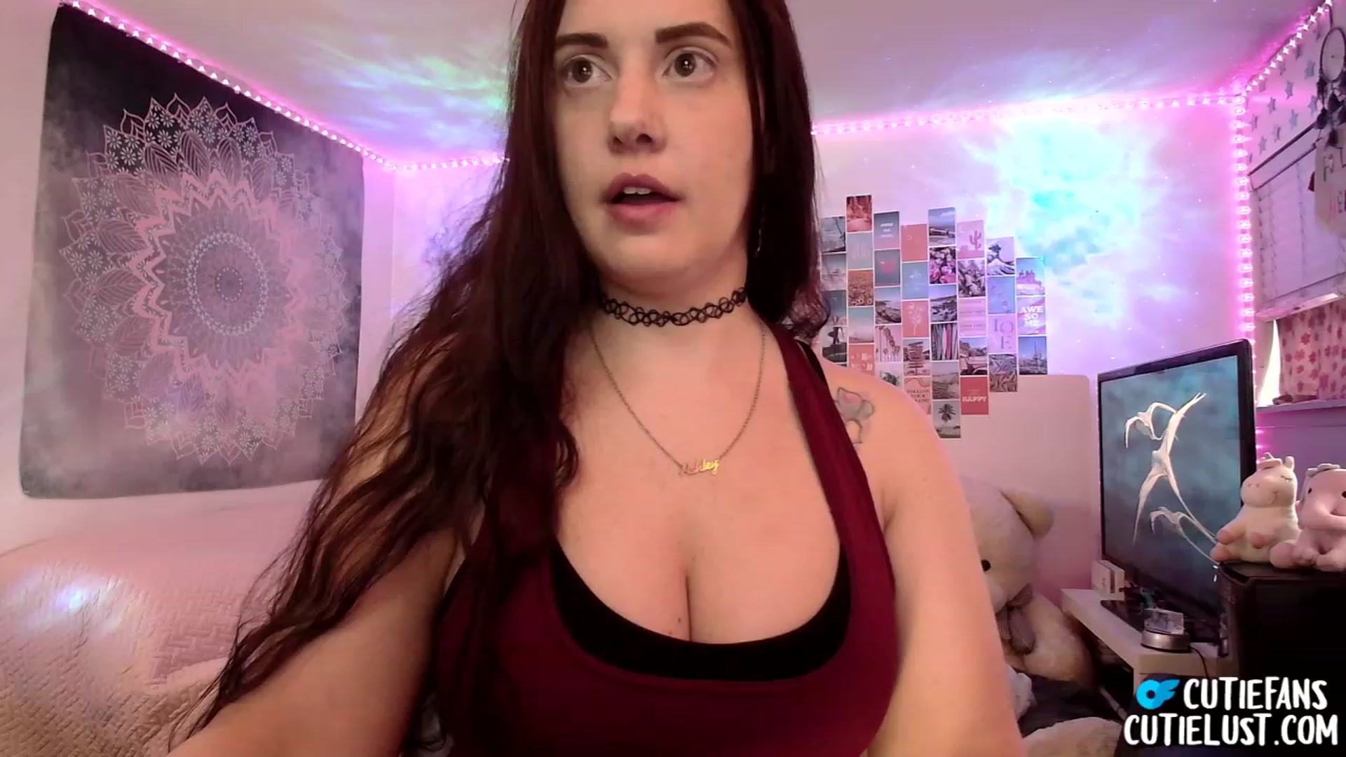 Gallery image thumbnail from Ashley's myfreecams stream on, 03/15/2023, 12:06 image 10 of 20