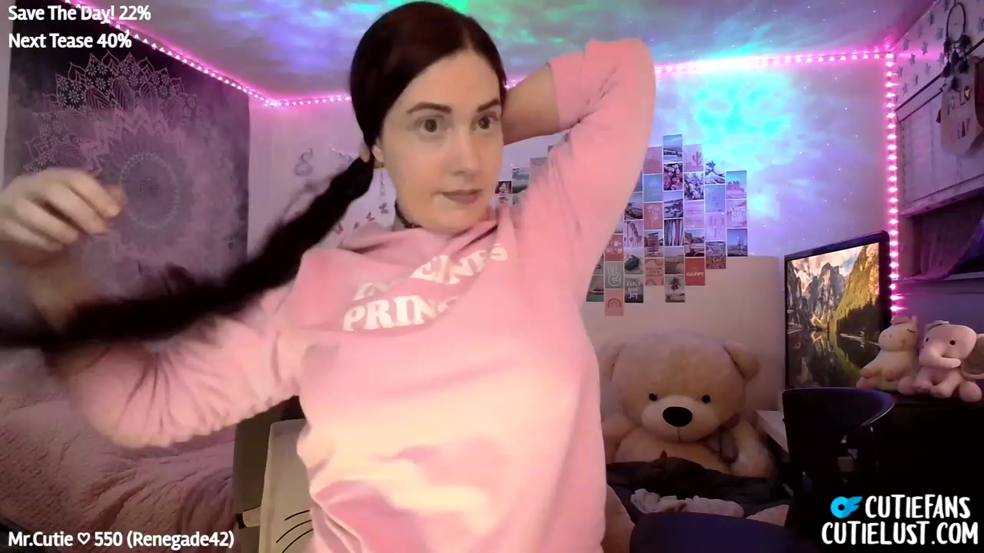 Gallery image thumbnail from Ashley's myfreecams stream on, 03/16/2023, 06:34 image 11 of 20