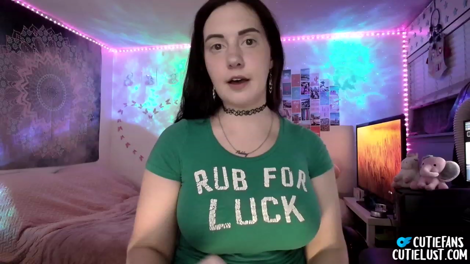Gallery image thumbnail from Ashley's myfreecams stream on, 03/18/2023, 06:28 image 5 of 20