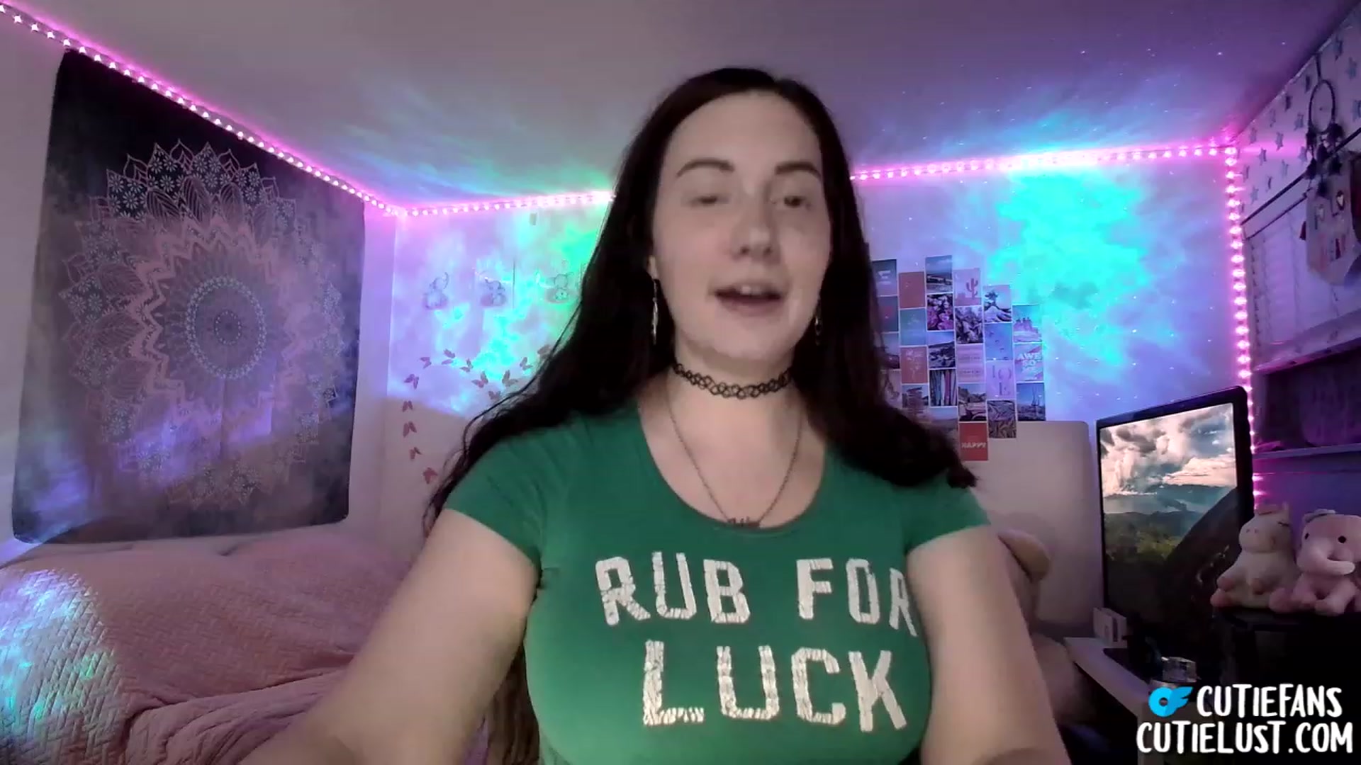 Gallery image thumbnail from Ashley's myfreecams stream on, 03/18/2023, 08:11 image 17 of 20