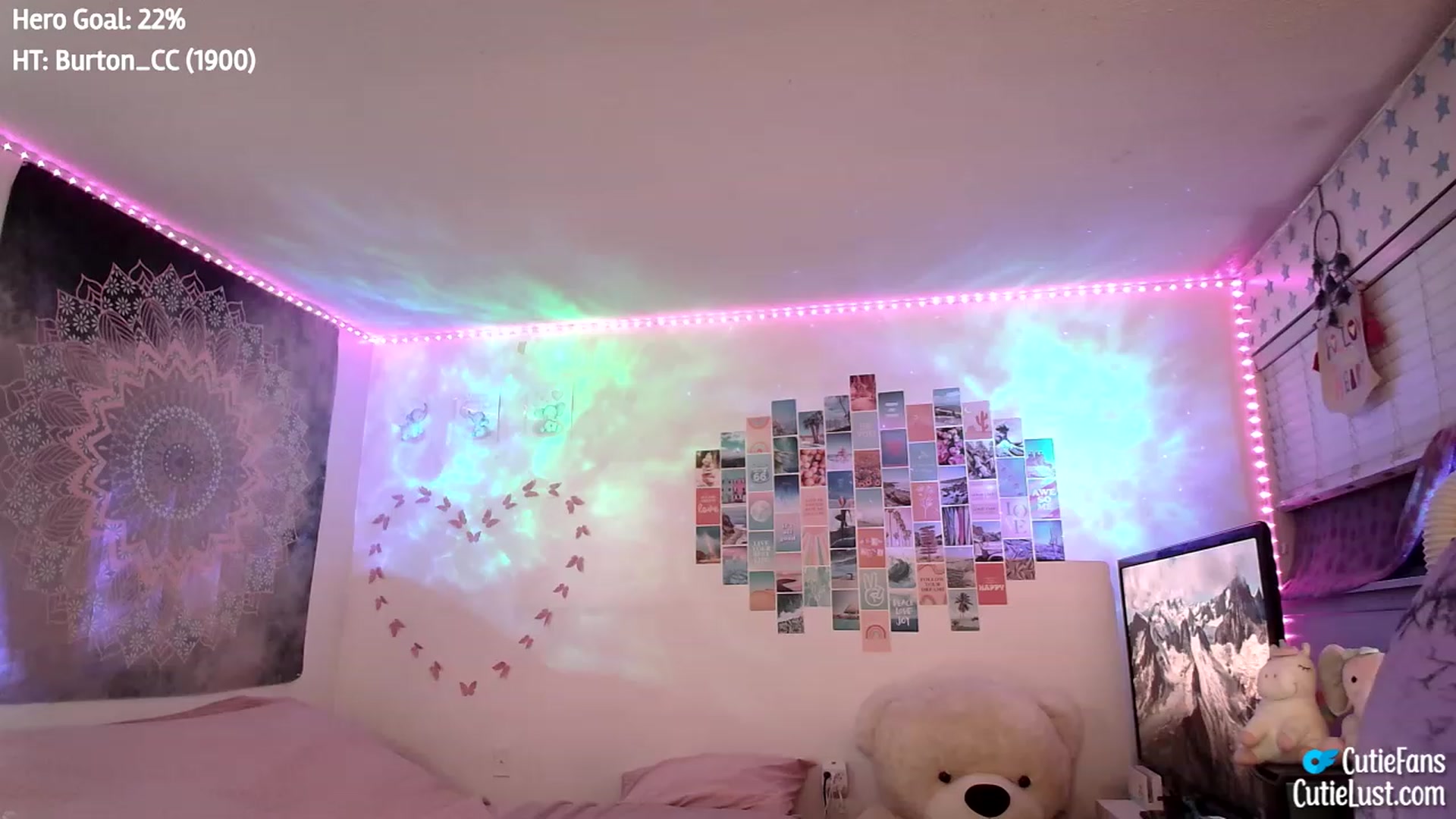 Gallery image thumbnail from Ashley's myfreecams stream on, 03/26/2023, 07:52 image 7 of 20