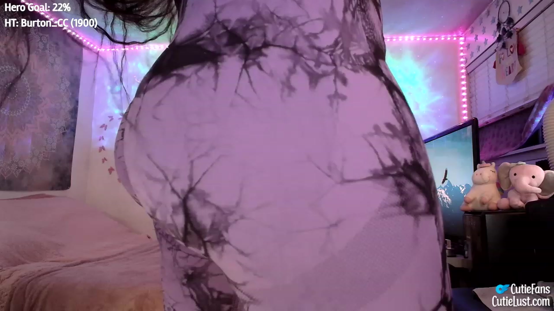 Gallery image thumbnail from Ashley's myfreecams stream on, 03/26/2023, 07:52 image 9 of 20