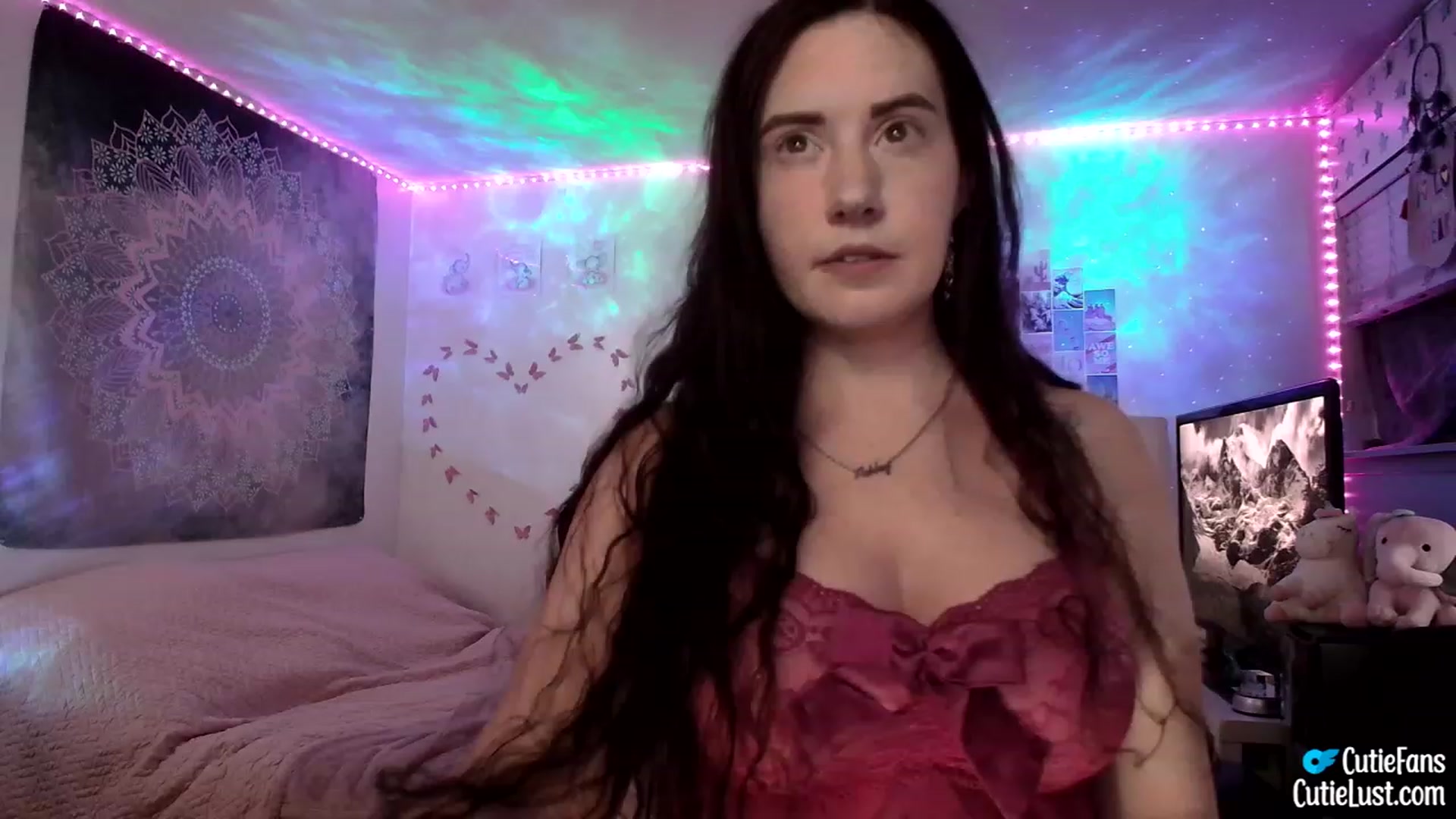Gallery image thumbnail from Ashley's myfreecams stream on, 04/02/2023, 06:44 image 5 of 20
