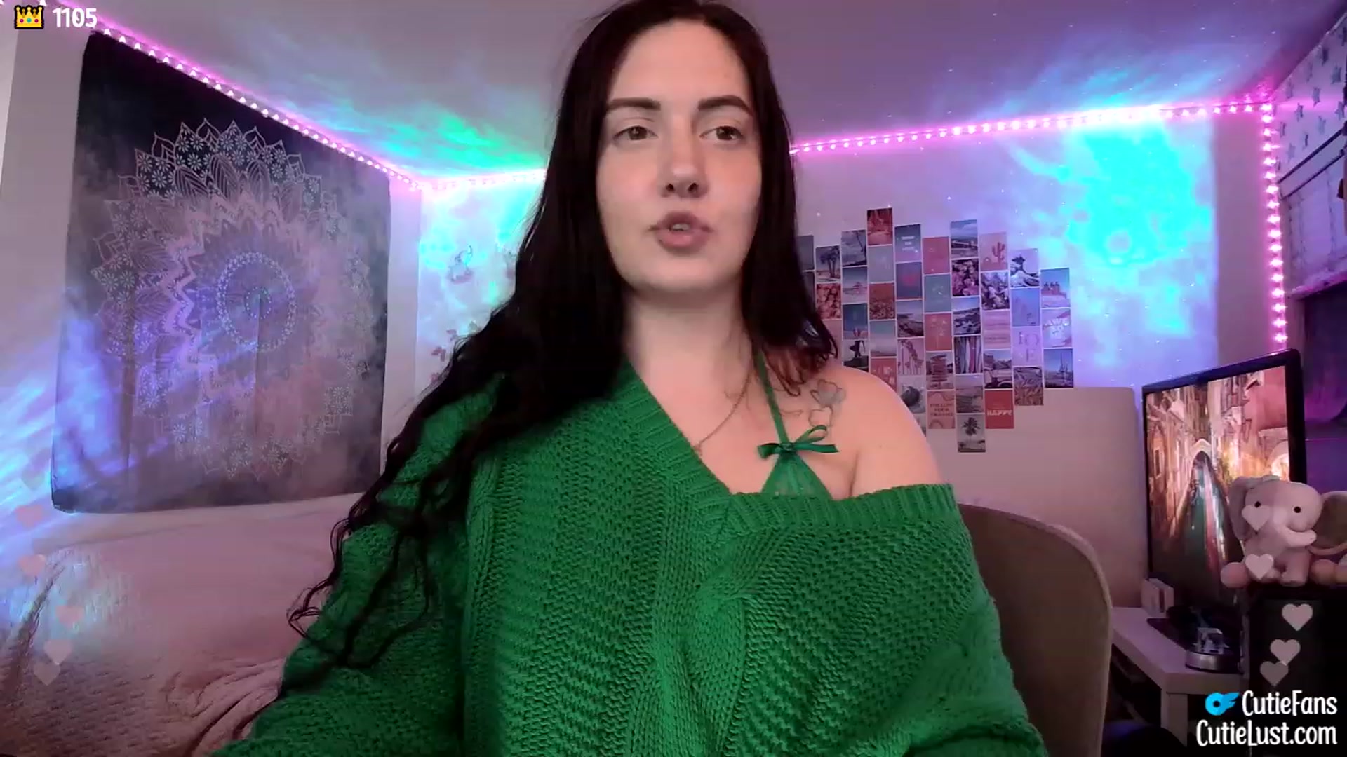 Gallery image thumbnail from Ashley's myfreecams stream on, 04/08/2023, 09:39 image 5 of 20