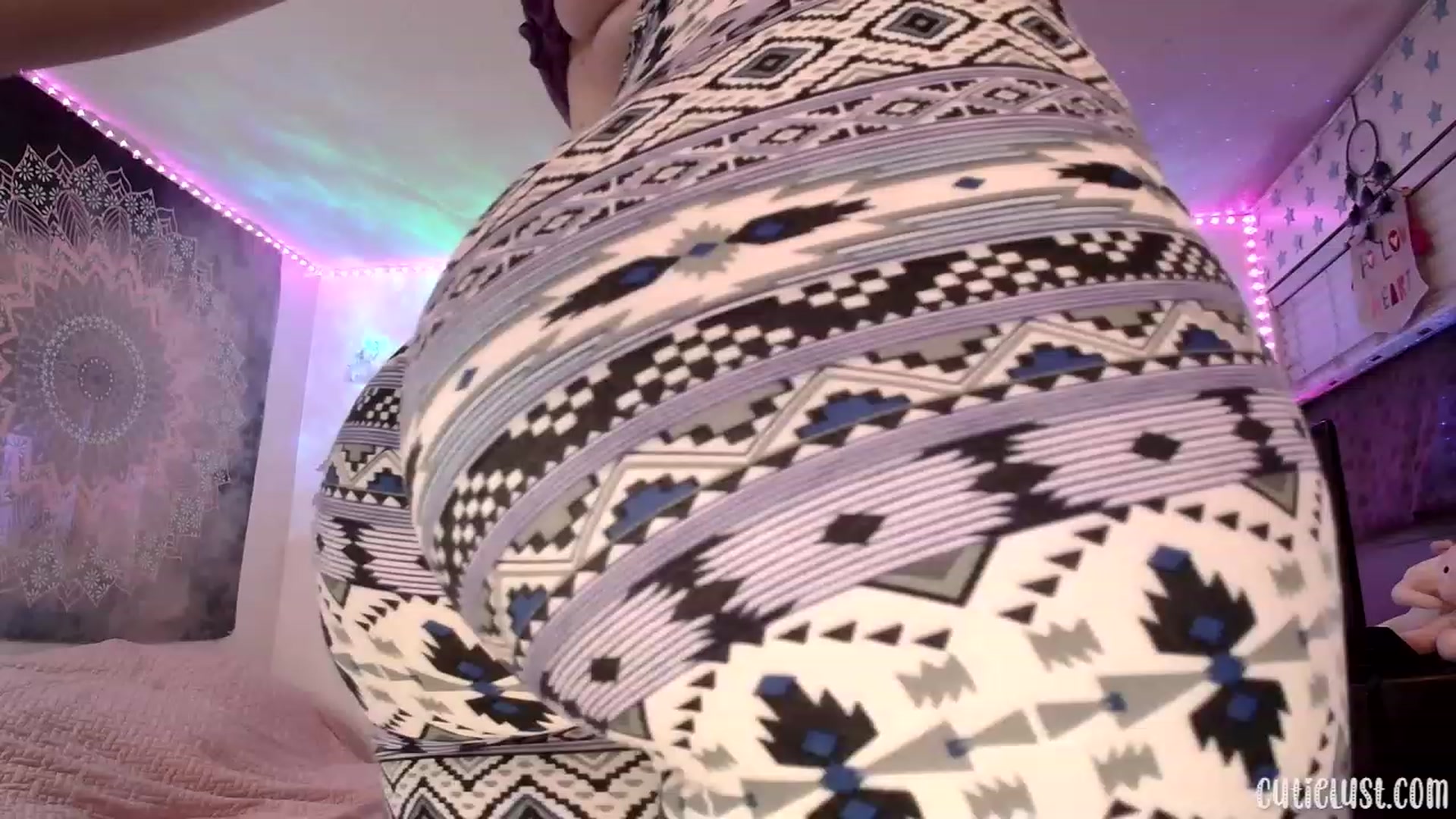 Gallery image thumbnail from Ashley's myfreecams stream on, 05/06/2023, 04:56 image 13 of 20