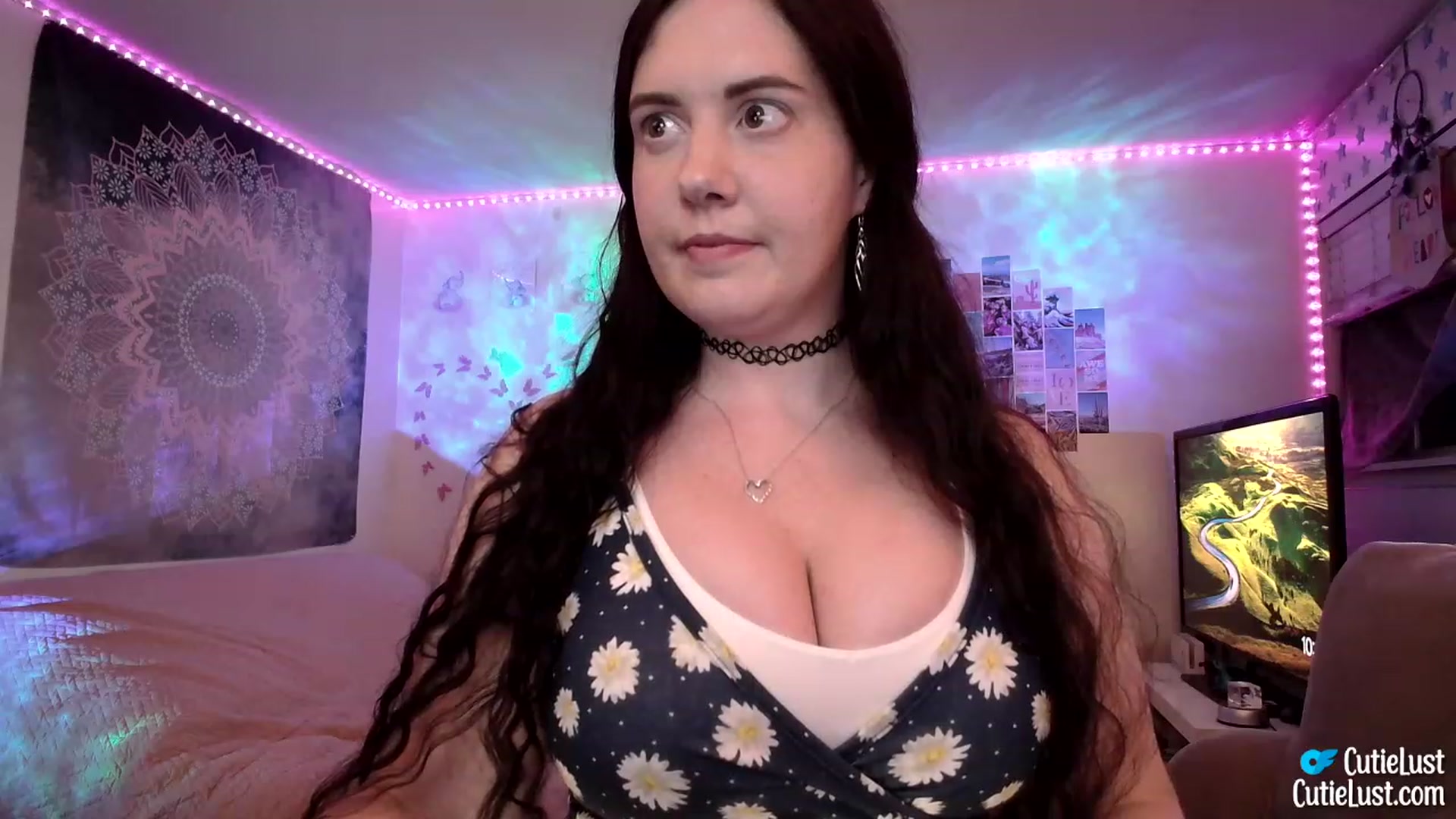Gallery image thumbnail from Ashley's myfreecams stream on, 06/03/2023, 03:23 image 5 of 20