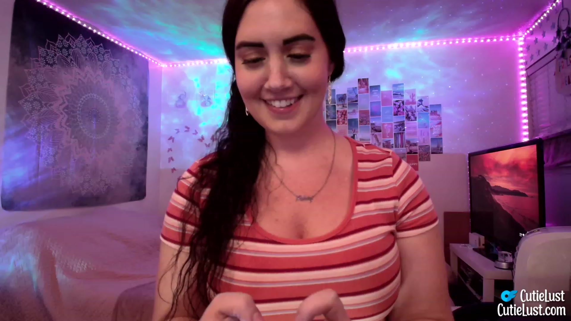 Gallery image thumbnail from Ashley's myfreecams stream on, 07/30/2023, 01:44 image 18 of 20