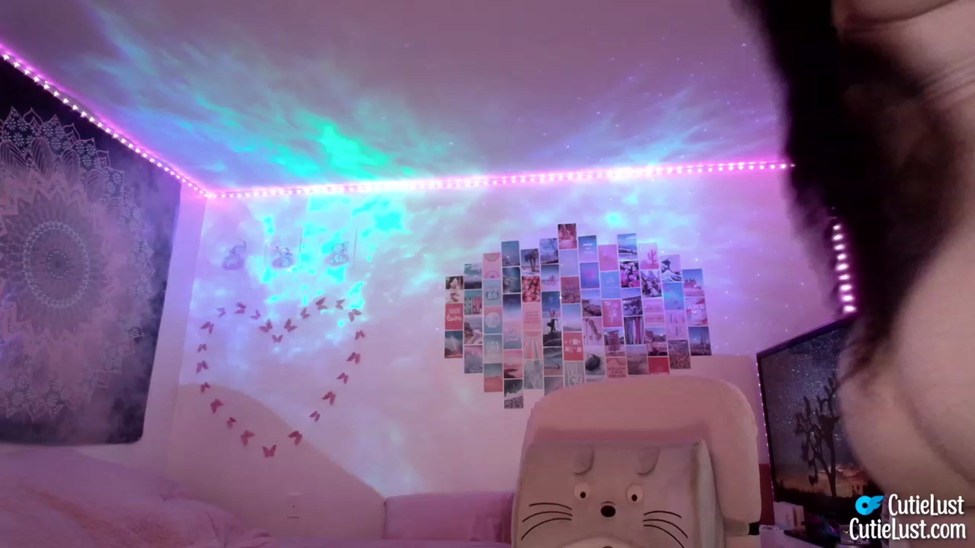 Gallery image thumbnail from Ashley's myfreecams stream on, 07/30/2023, 04:04 image 4 of 20
