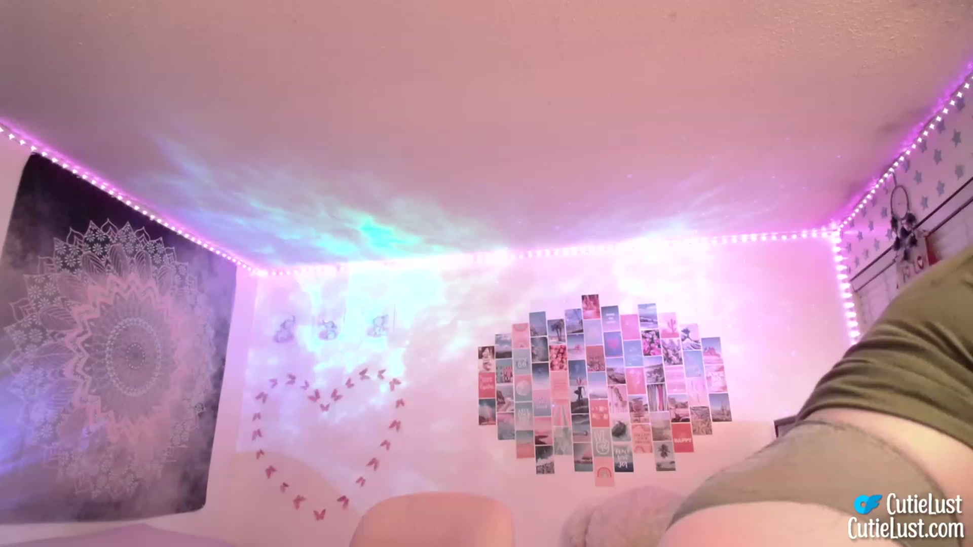 Gallery image thumbnail from Ashley's myfreecams stream on, 07/30/2023, 12:49 image 3 of 20