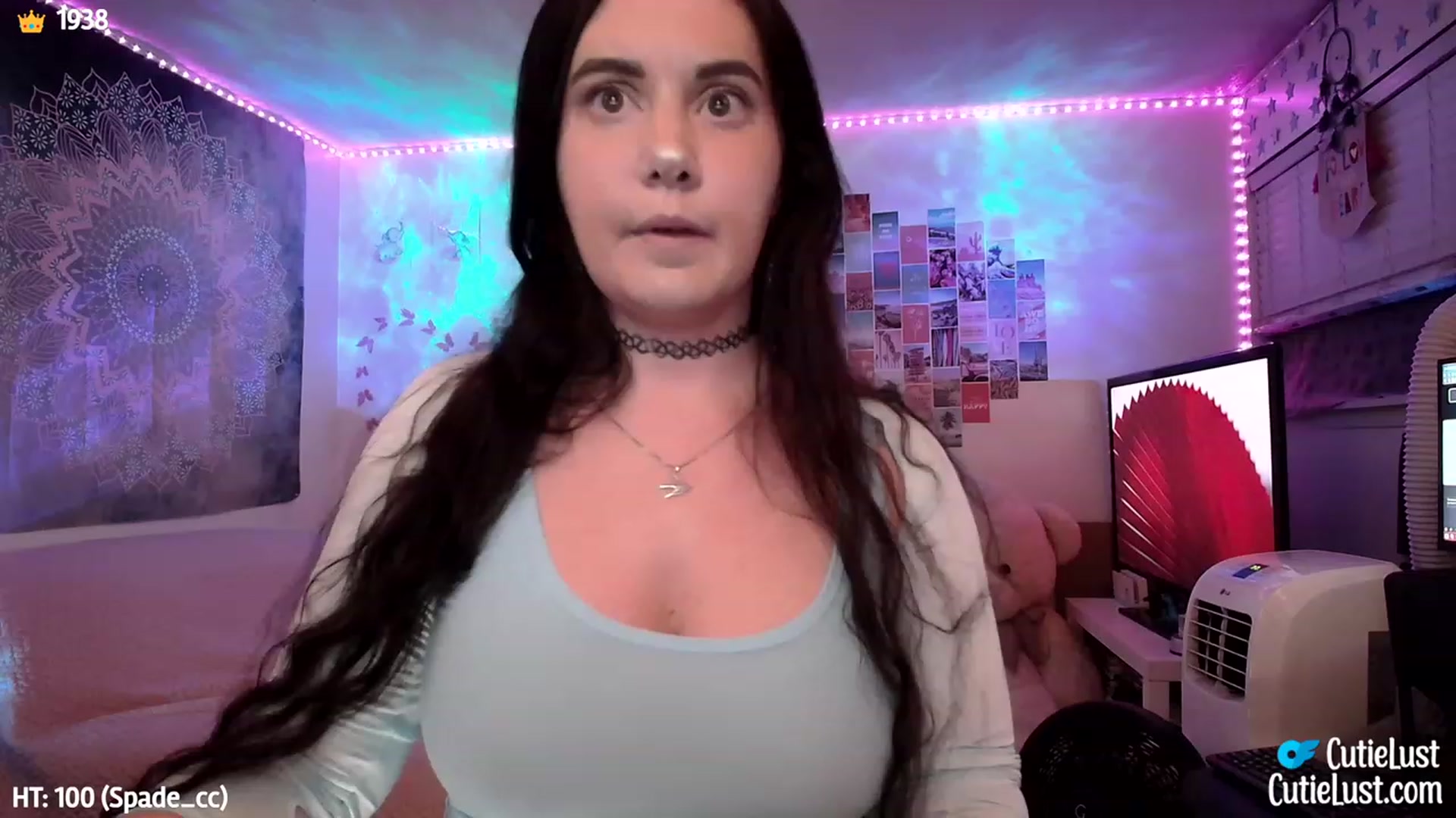 Gallery image thumbnail from Ashley's myfreecams stream on, 08/26/2023, 08:47 image 4 of 20