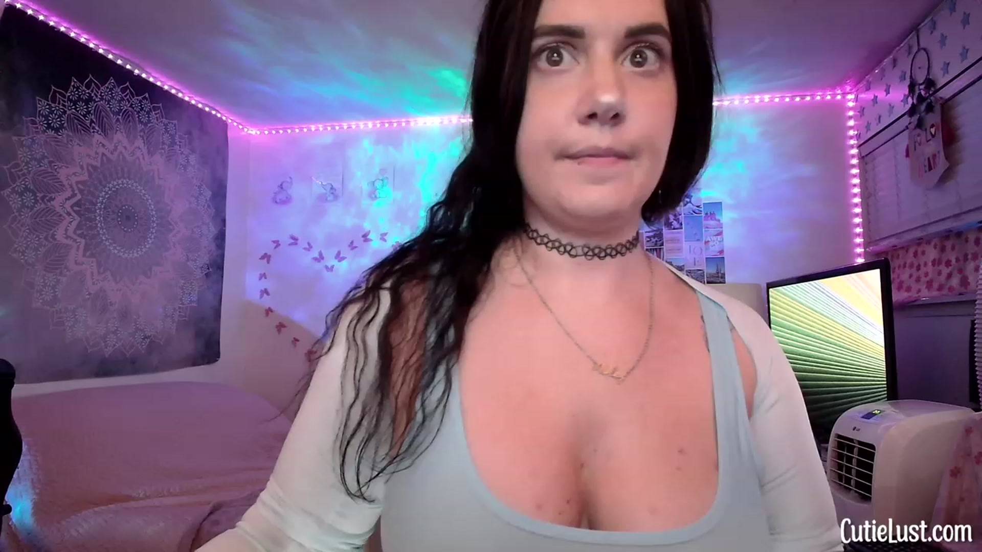 Gallery image thumbnail from Ashley's myfreecams stream on, 08/26/2023, 11:06 image 18 of 20