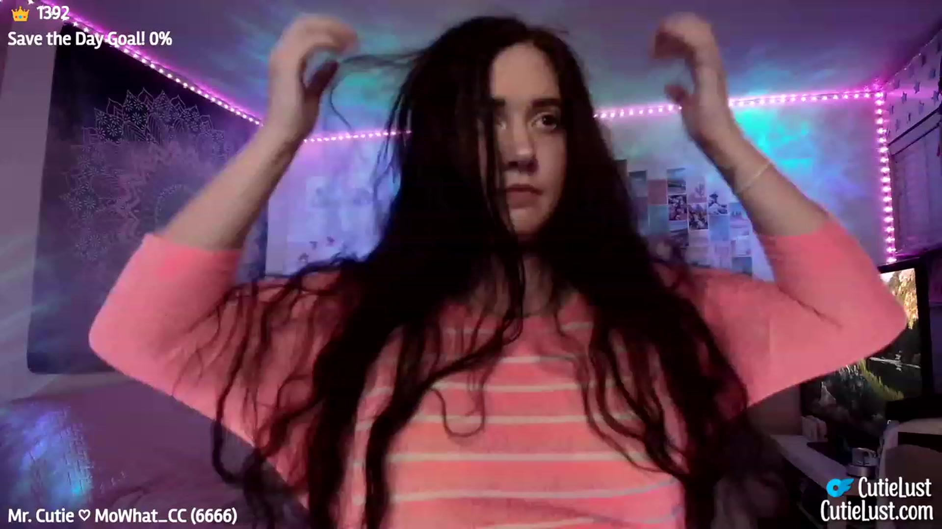 Gallery image thumbnail from Ashley's myfreecams stream on, 08/27/2023, 24:49 image 9 of 20