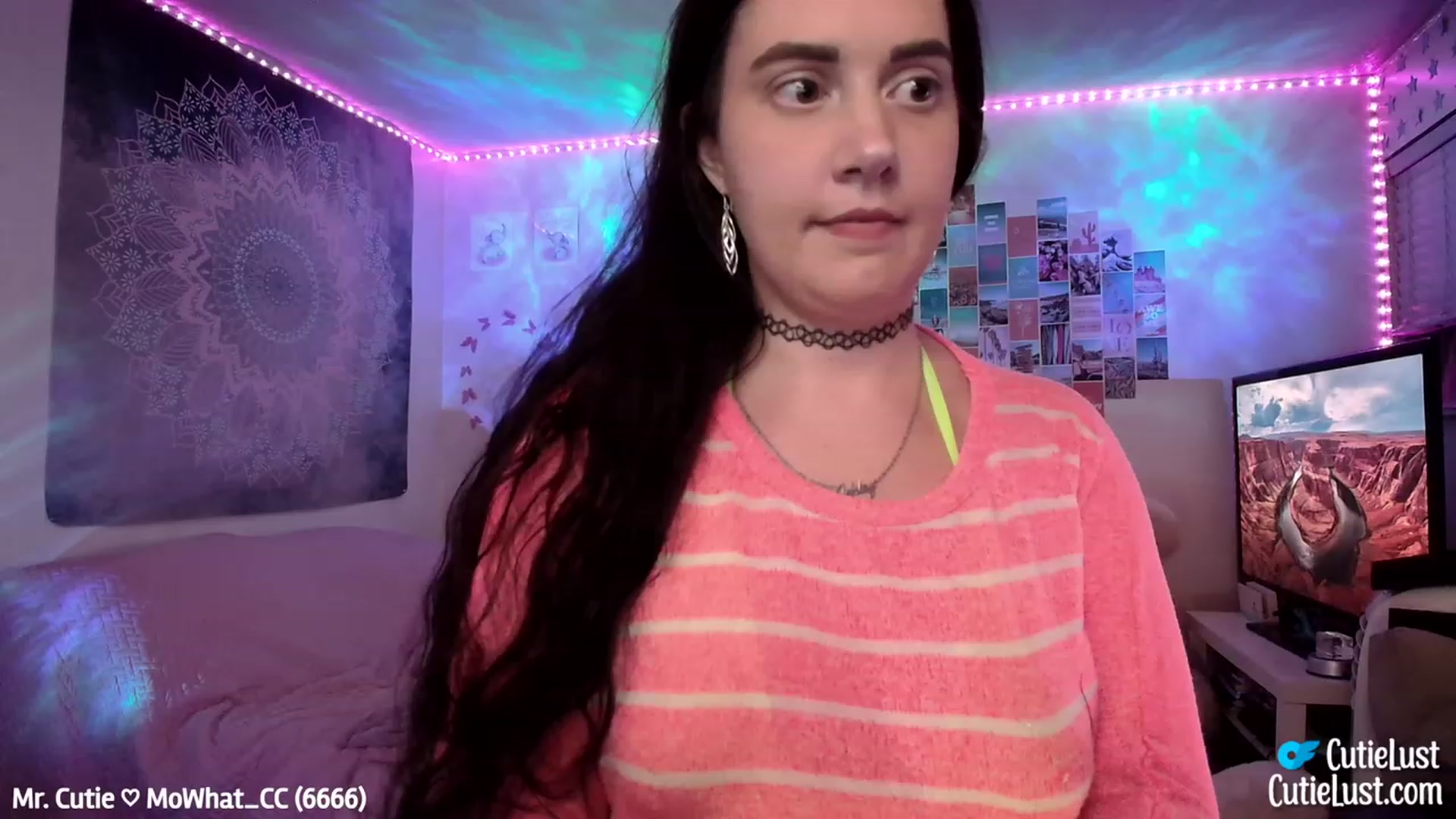 Gallery image thumbnail from Ashley's myfreecams stream on, 08/27/2023, 24:49 image 11 of 20