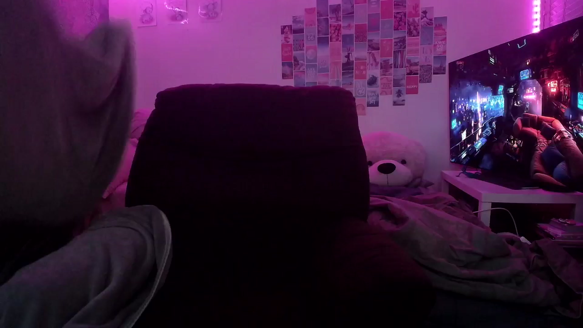 Gallery image thumbnail from Ashley's myfreecams stream on, 10/13/2024, 09:45 image 2 of 20