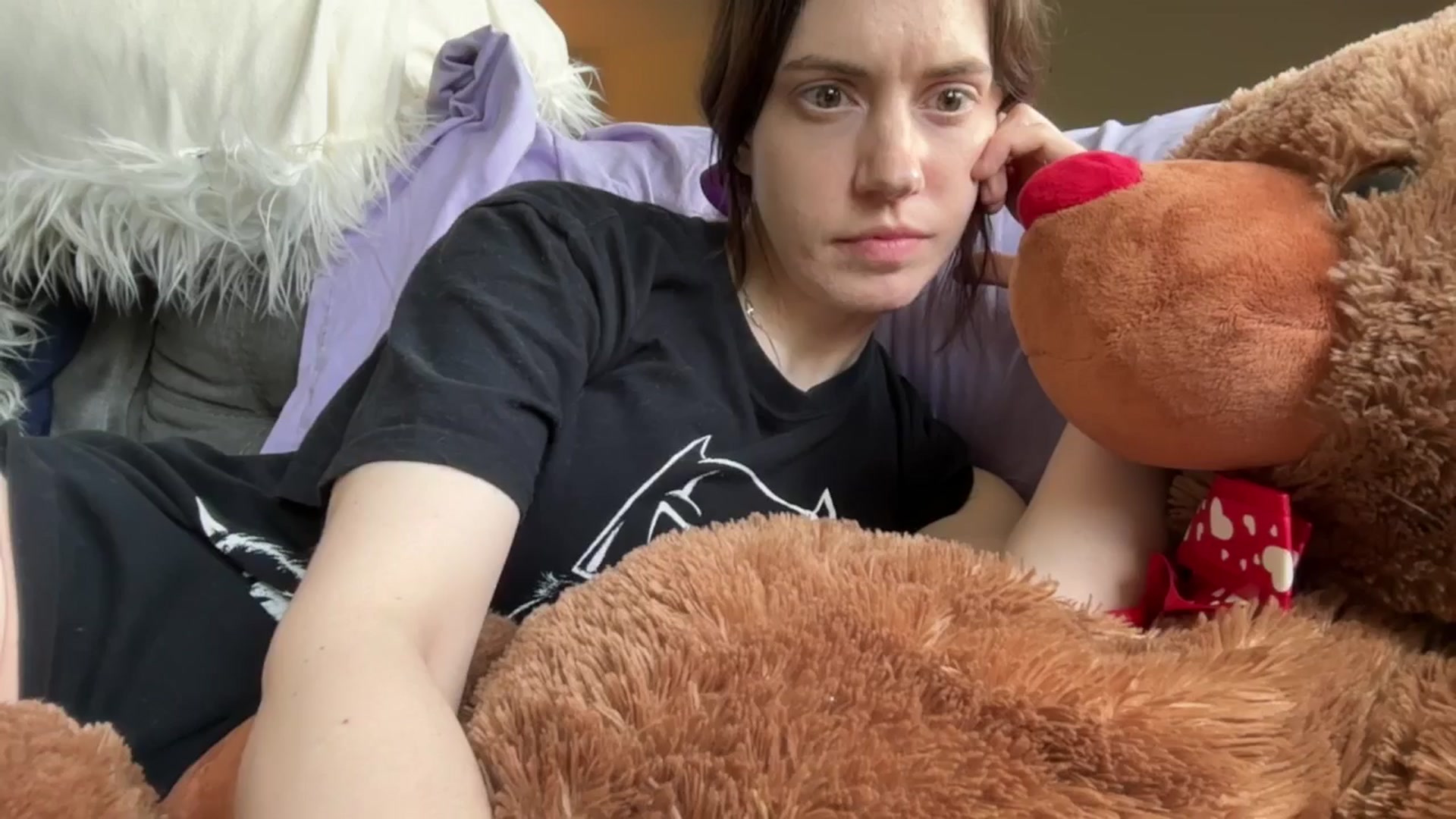 Gallery image thumbnail from Ashley's myfreecams stream on, 05/10/2025, 17:34 image 4 of 20