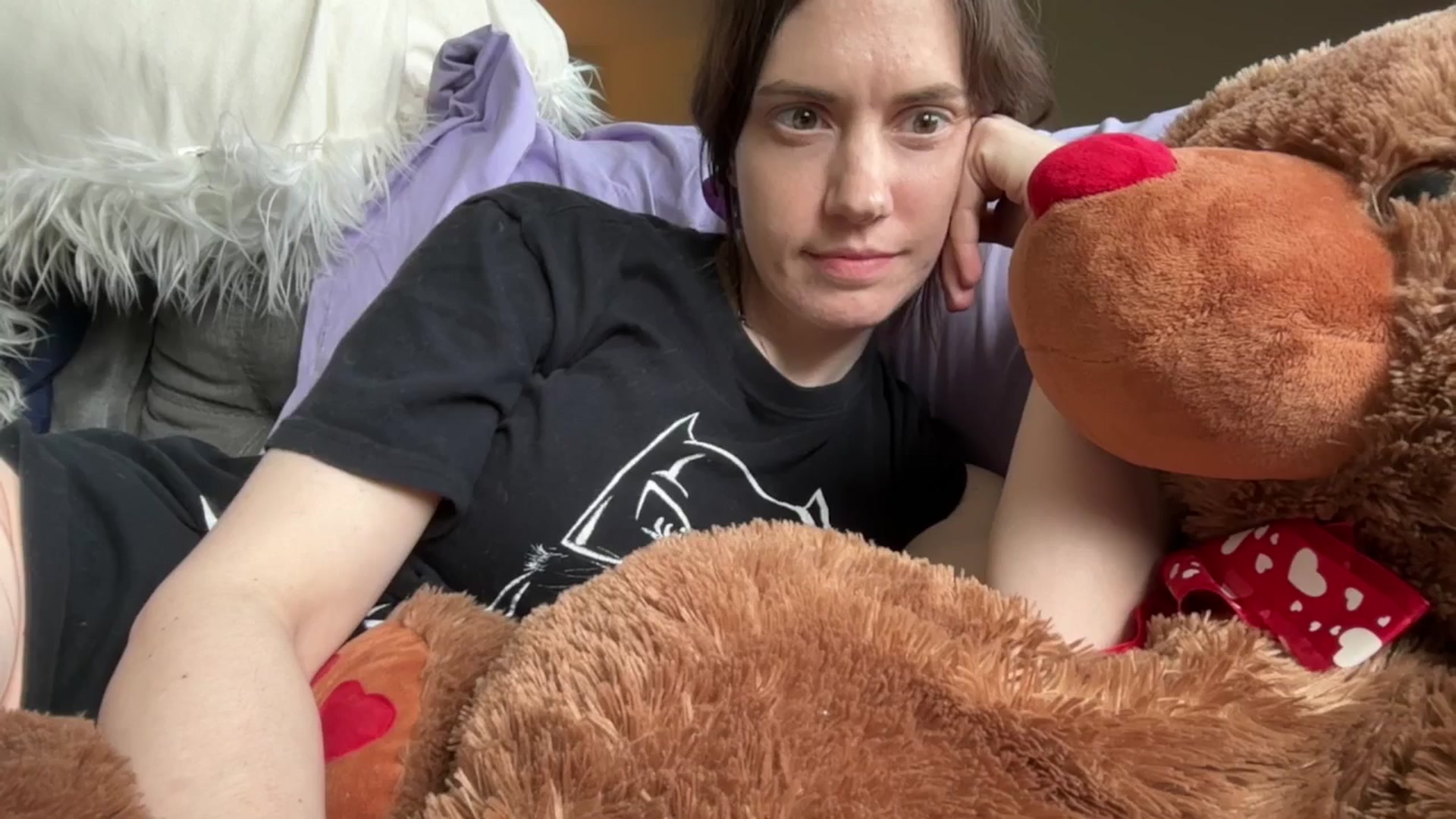 Gallery image thumbnail from Ashley's myfreecams stream on, 05/10/2025, 17:34 image 10 of 20