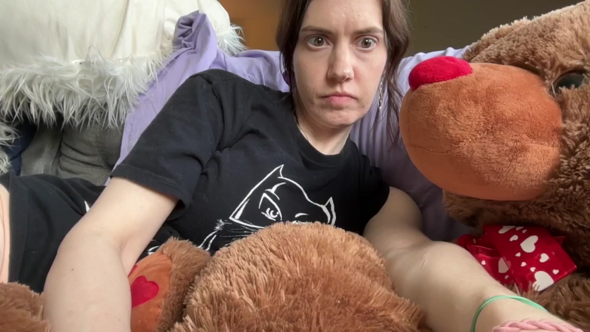 Gallery image thumbnail from Ashley's myfreecams stream on, 05/10/2025, 17:34 image 15 of 20