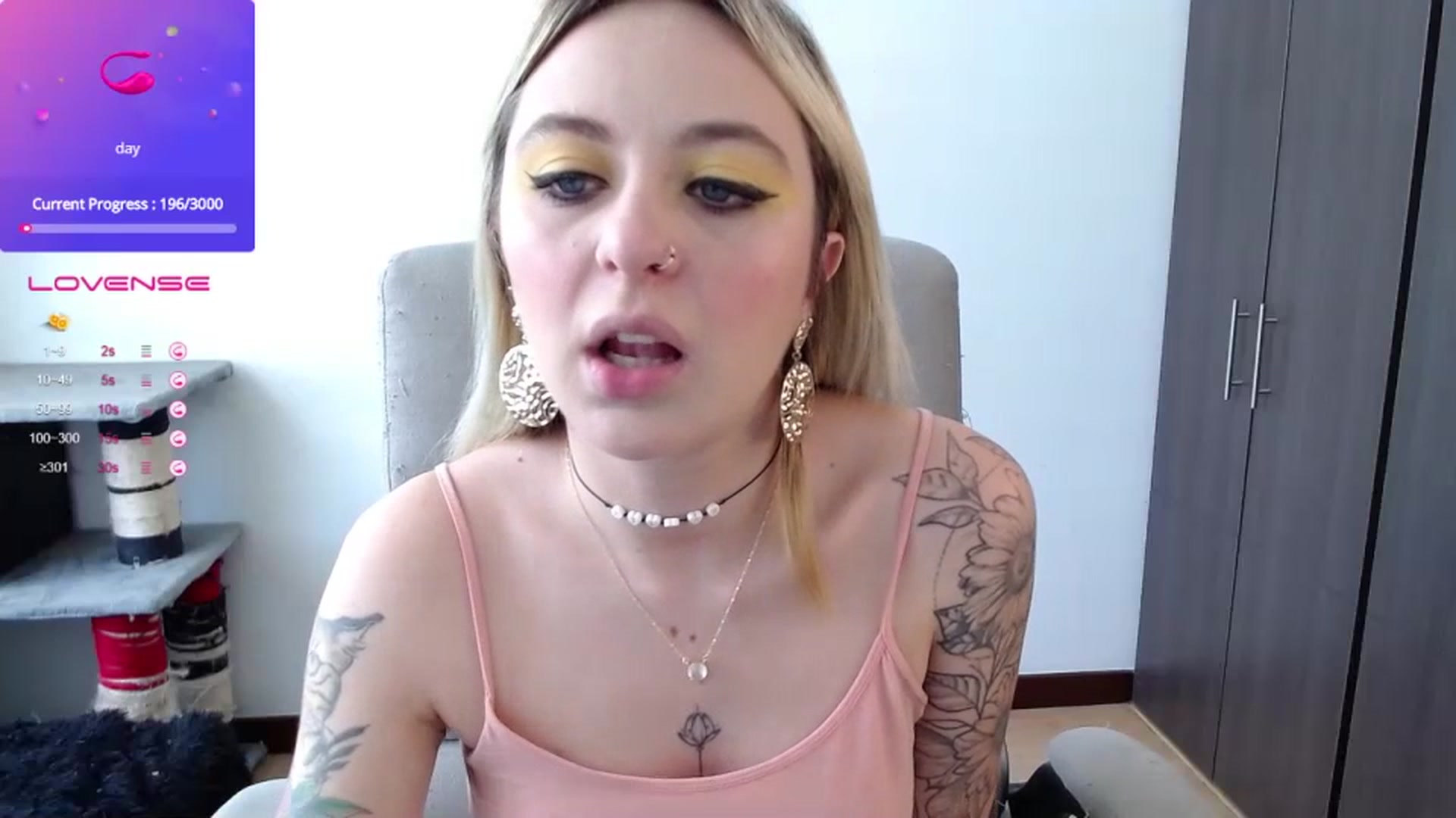 Gallery image thumbnail from Ashley0000's myfreecams stream on, 07/13/2023, 16:58 image 14 of 20