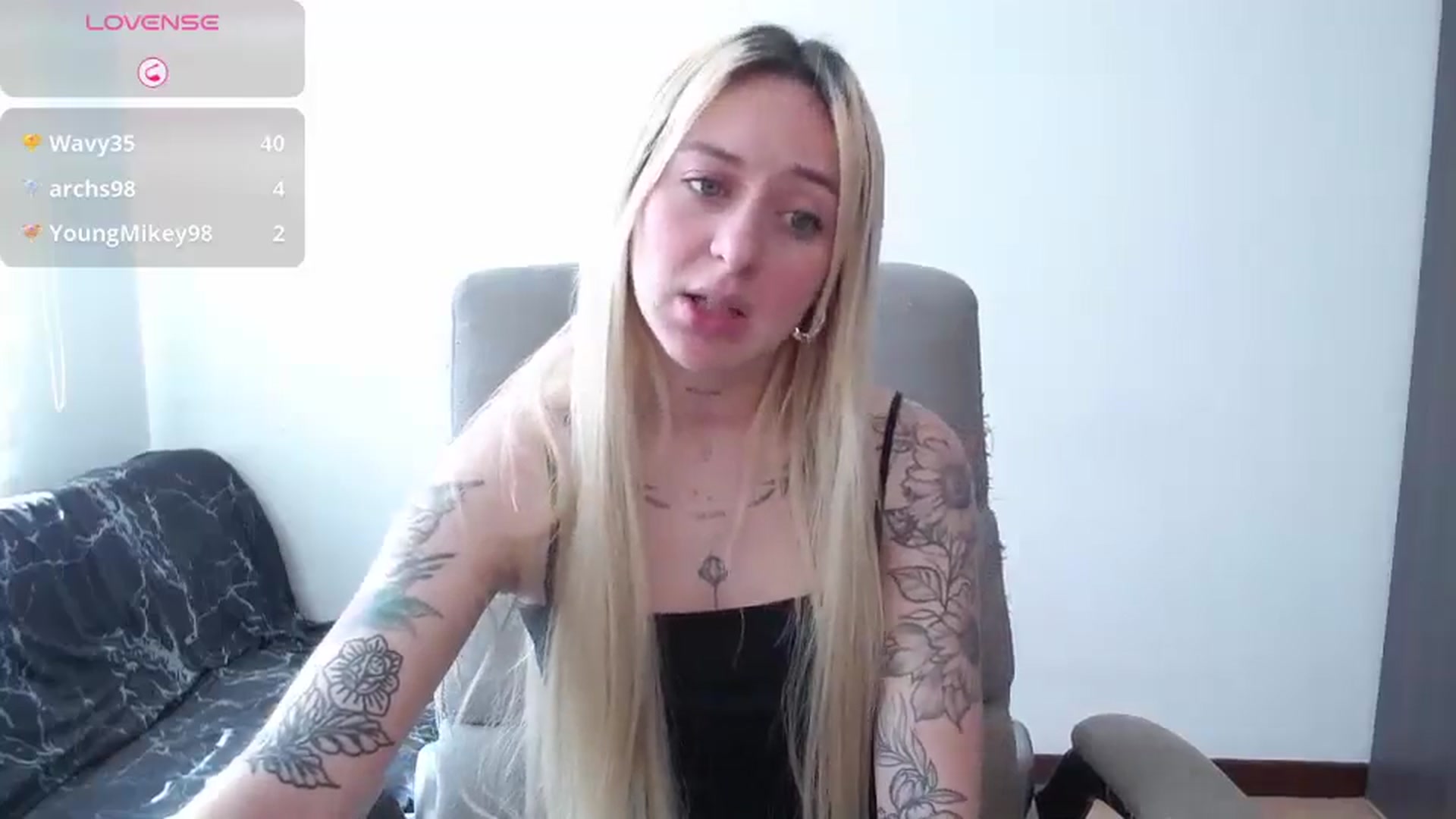 Gallery image thumbnail from Ashley0000's myfreecams stream on, 01/16/2025, 16:51 image 3 of 20