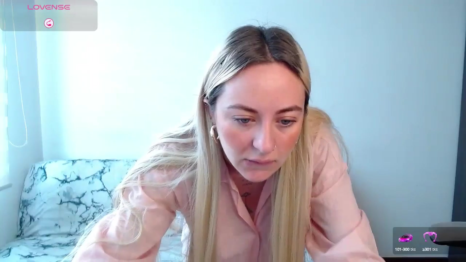 Gallery image thumbnail from Ashley0000's myfreecams stream on, 02/16/2025, 15:36 image 6 of 20