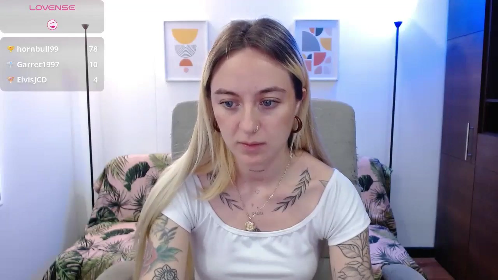 Gallery image thumbnail from Ashley0000's myfreecams stream on, 04/22/2025, 20:03 image 2 of 20