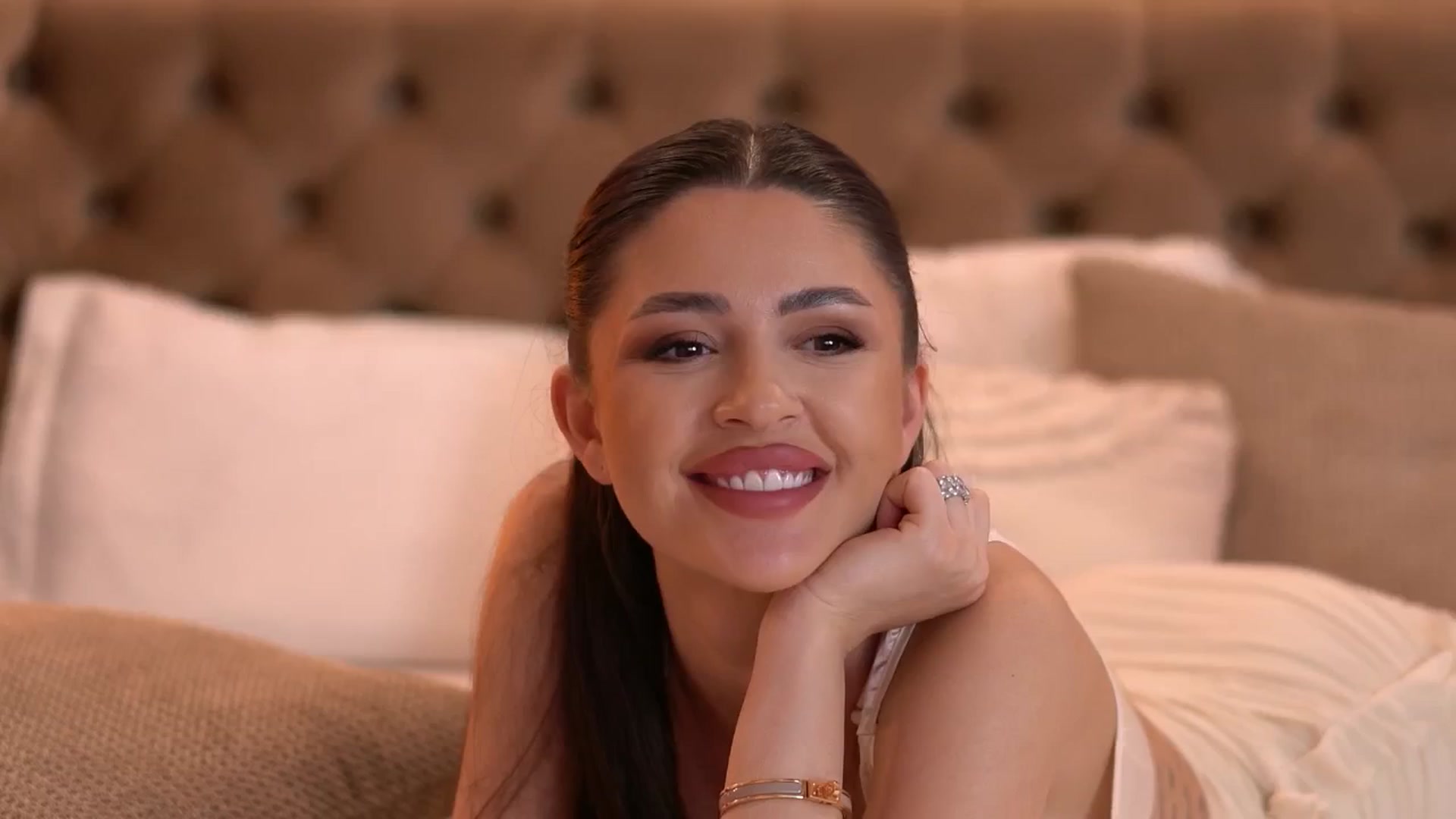 Gallery image thumbnail from AshleyBae's myfreecams stream on, 06/27/2025, 11:02 image 20 of 20