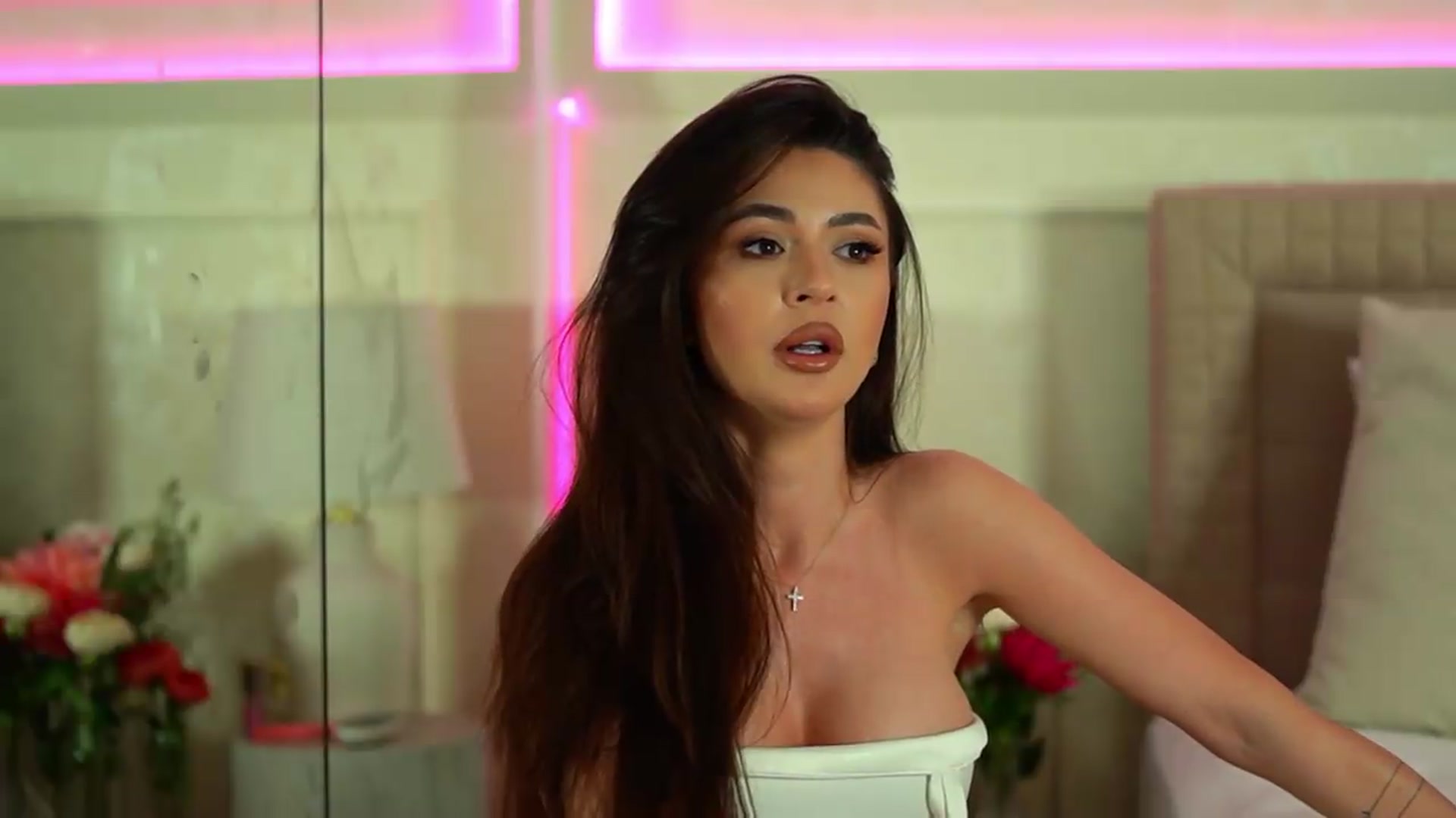 Gallery image thumbnail from AshleyBae's myfreecams stream on, 06/10/2026, 10:22 image 11 of 20