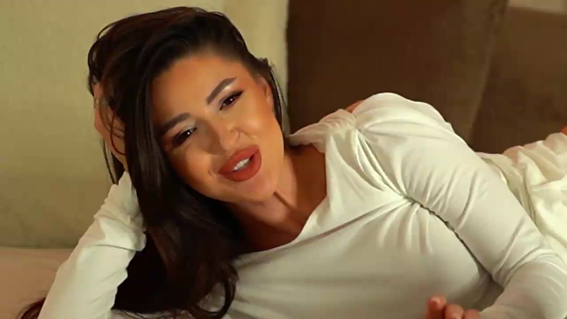 Gallery image thumbnail from AshleyBae's myfreecams stream on, 08/12/2026, 15:08 image 7 of 20