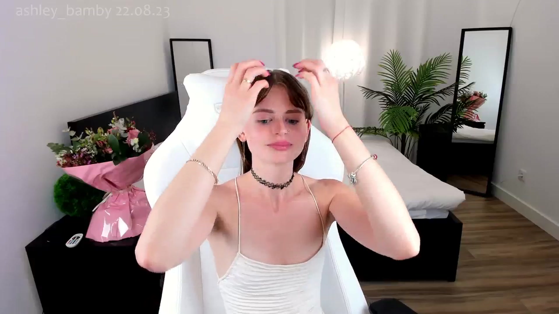 Gallery image thumbnail from AshleyBamby's myfreecams stream on, 08/22/2023, 23:50 image 16 of 20