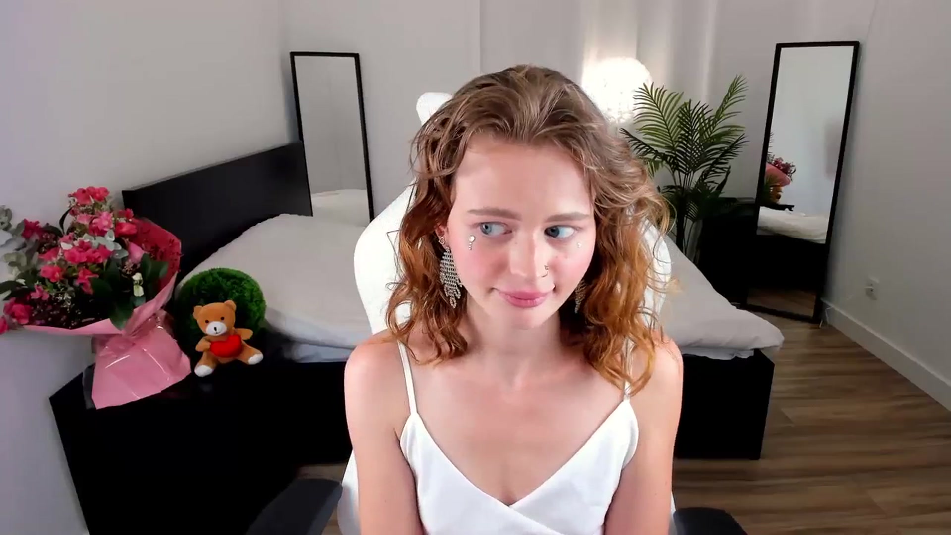 Gallery image thumbnail from AshleyBamby's myfreecams stream on, 08/27/2023, 23:26 image 10 of 20