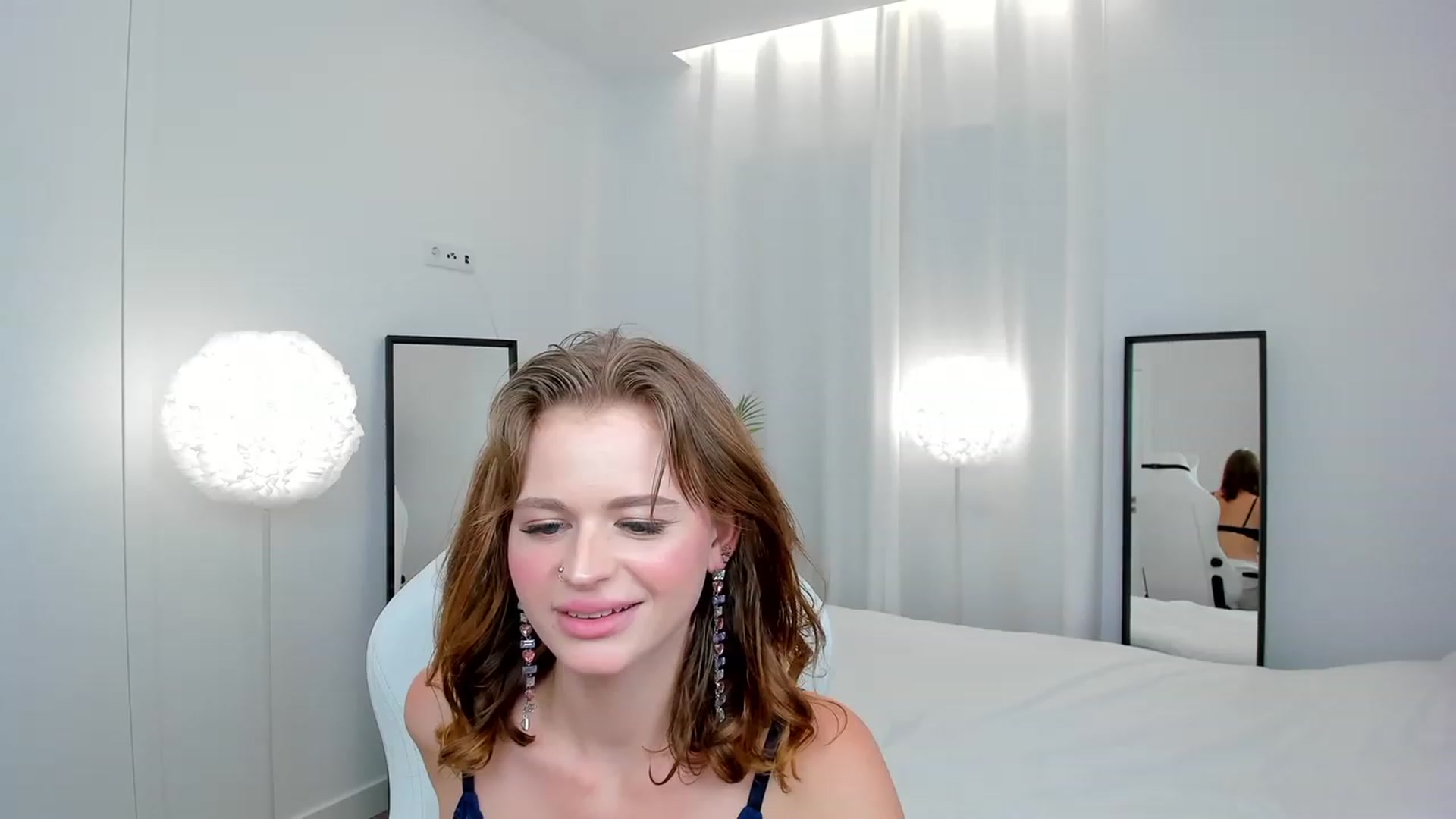 Gallery image thumbnail from AshleyBamby's myfreecams stream on, 09/21/2023, 24:21 image 16 of 20