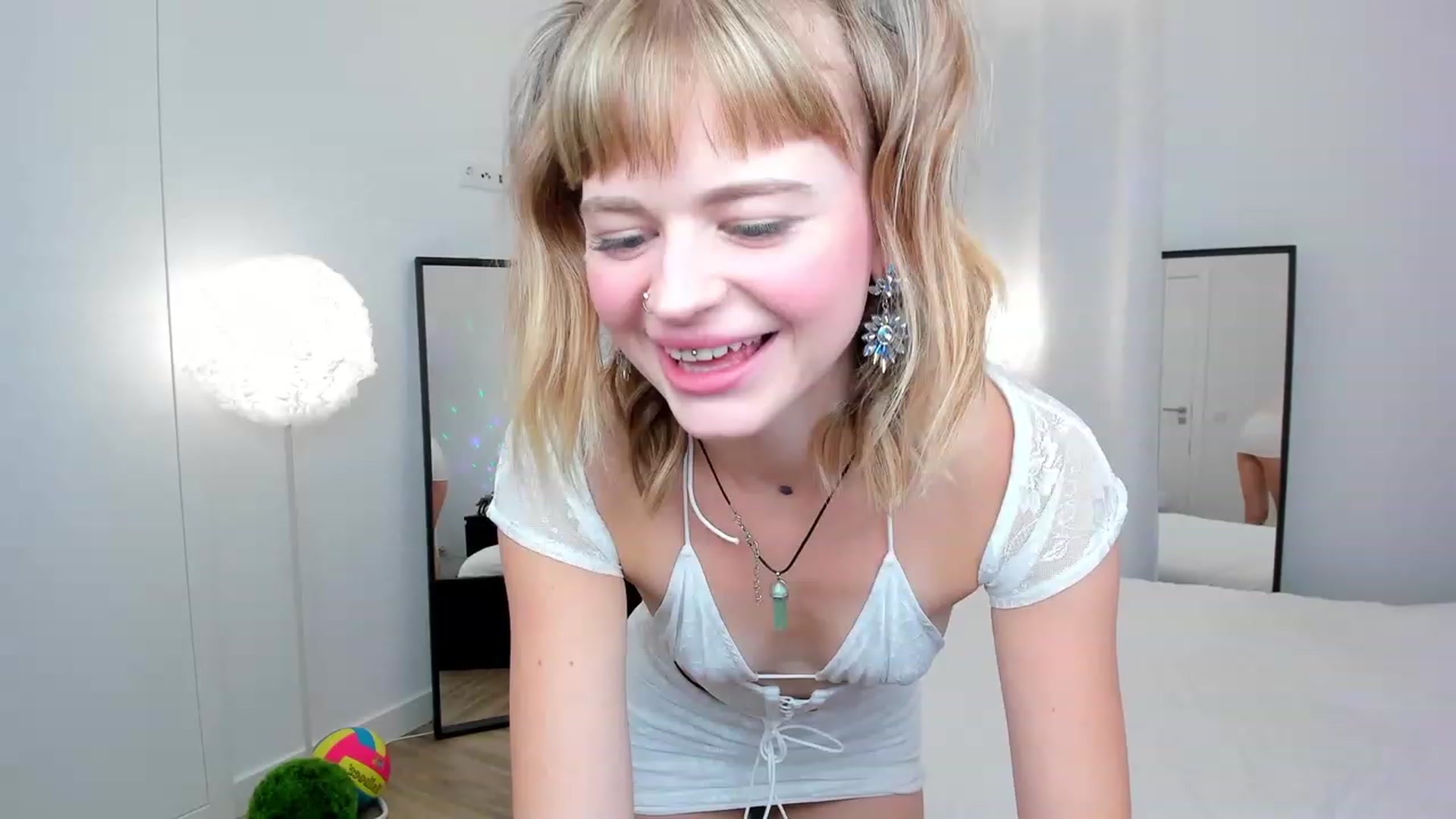 Gallery image thumbnail from AshleyBamby's myfreecams stream on, 10/07/2023, 18:49 image 15 of 20