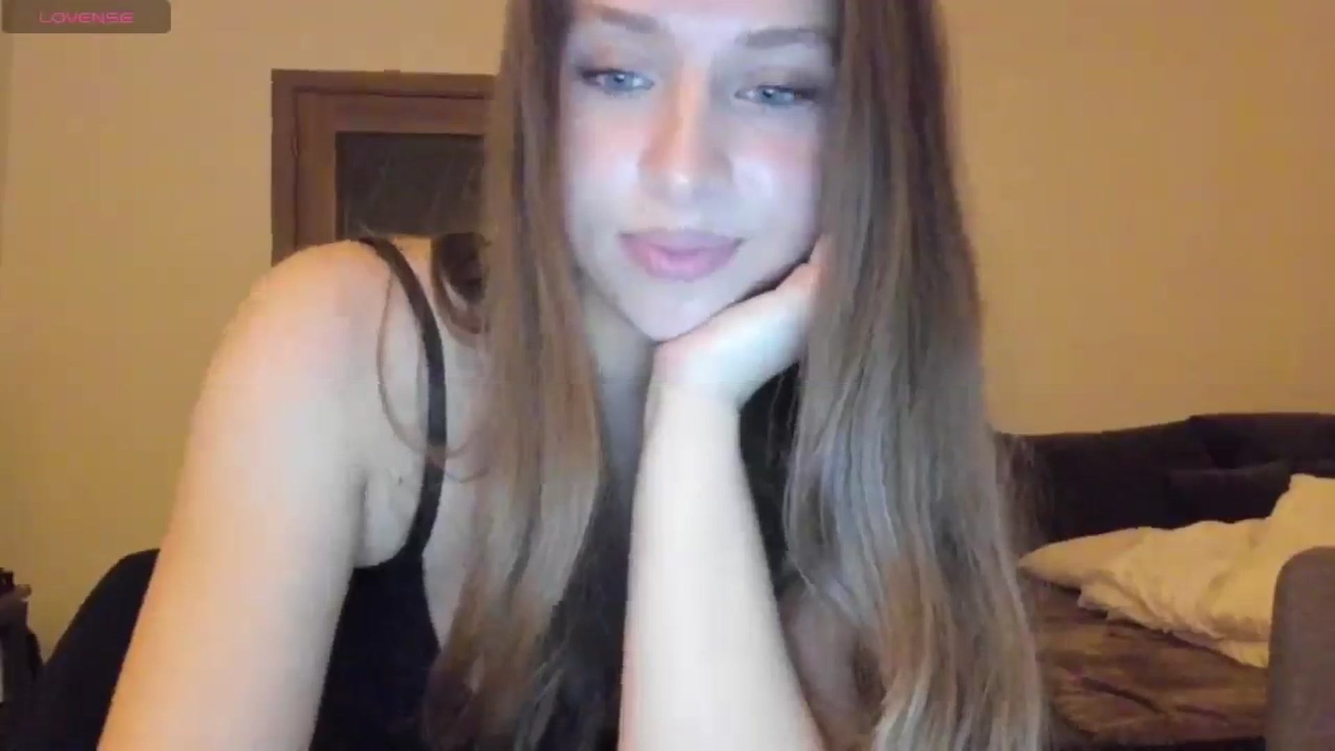 Gallery image thumbnail from AshleyBlush's myfreecams stream on, 12/16/2025, 22:40 image 8 of 20