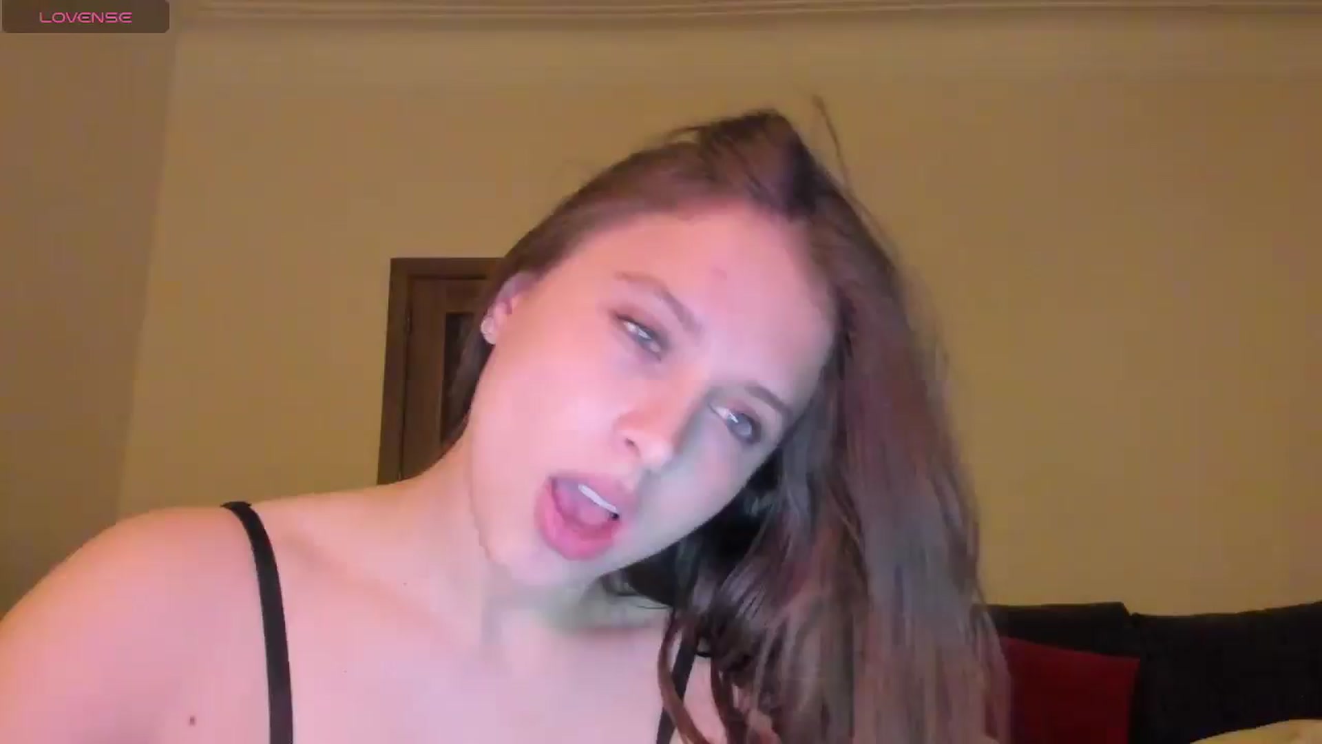 Gallery image thumbnail from AshleyBlush's myfreecams stream on, 12/17/2025, 02:47 image 15 of 20