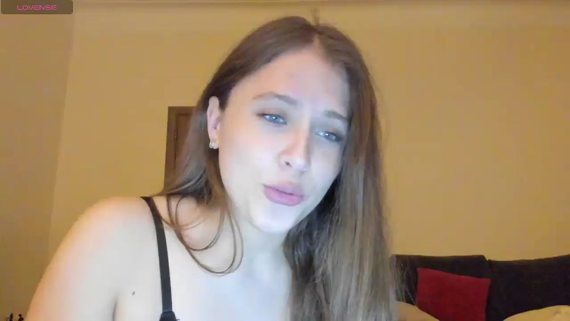 Gallery image thumbnail from AshleyBlush's myfreecams stream on, 12/17/2025, 02:47 image 1 of 20