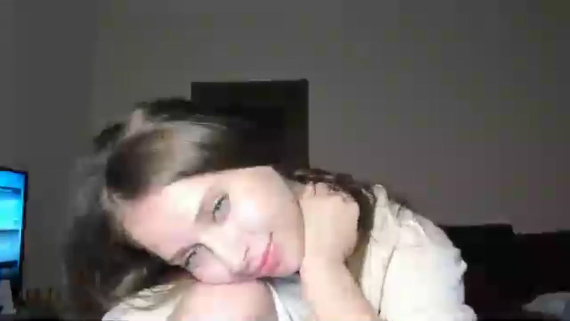 Gallery image thumbnail from AshleyBlush's myfreecams stream on, 12/18/2025, 03:20 image 1 of 20