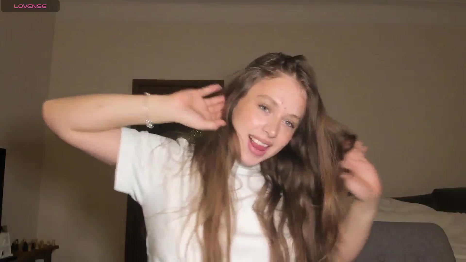 Gallery image thumbnail from AshleyBlush's myfreecams stream on, 12/28/2025, 20:46 image 10 of 20