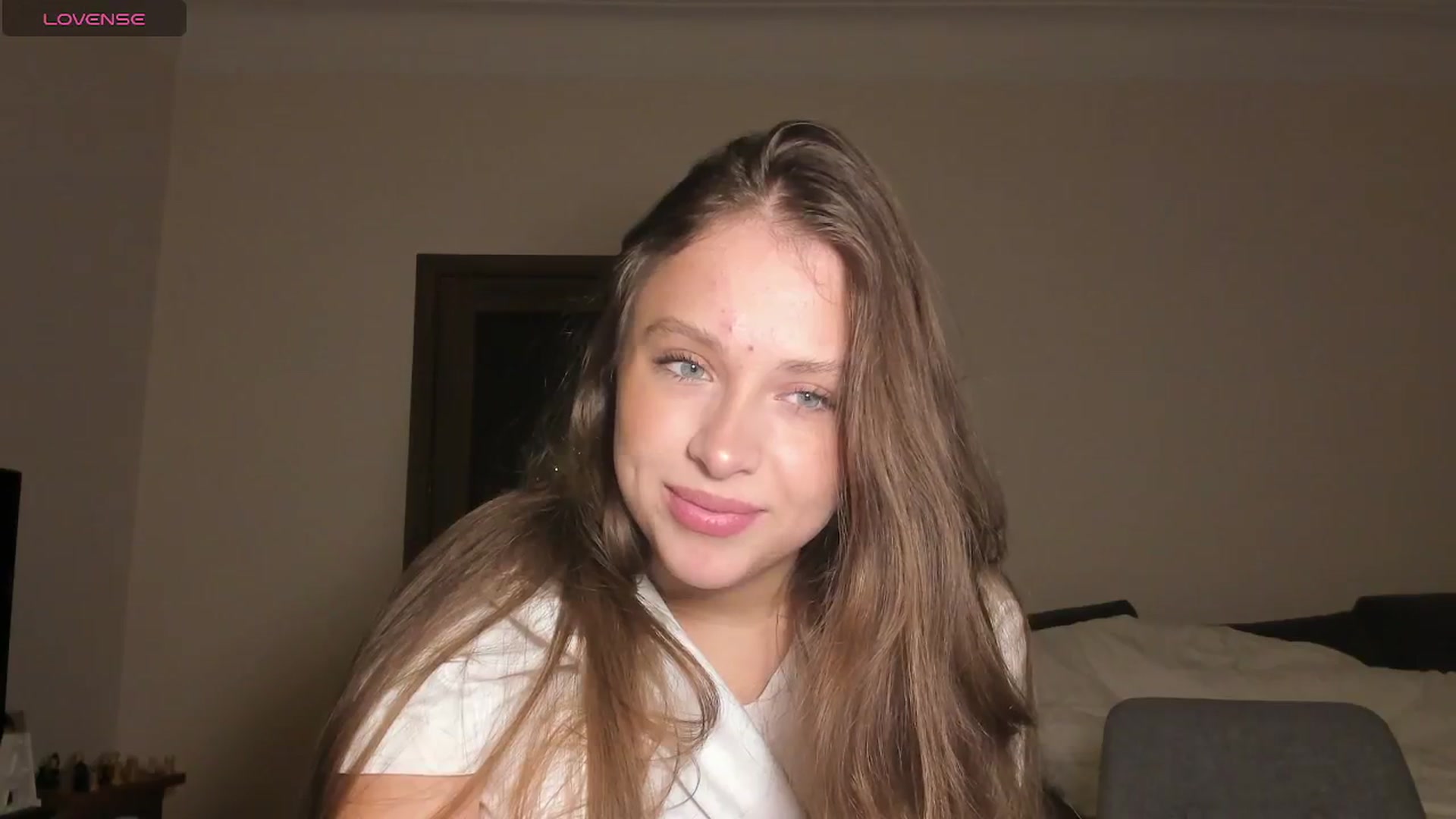 Gallery image thumbnail from AshleyBlush's myfreecams stream on, 12/28/2025, 20:46 image 18 of 20