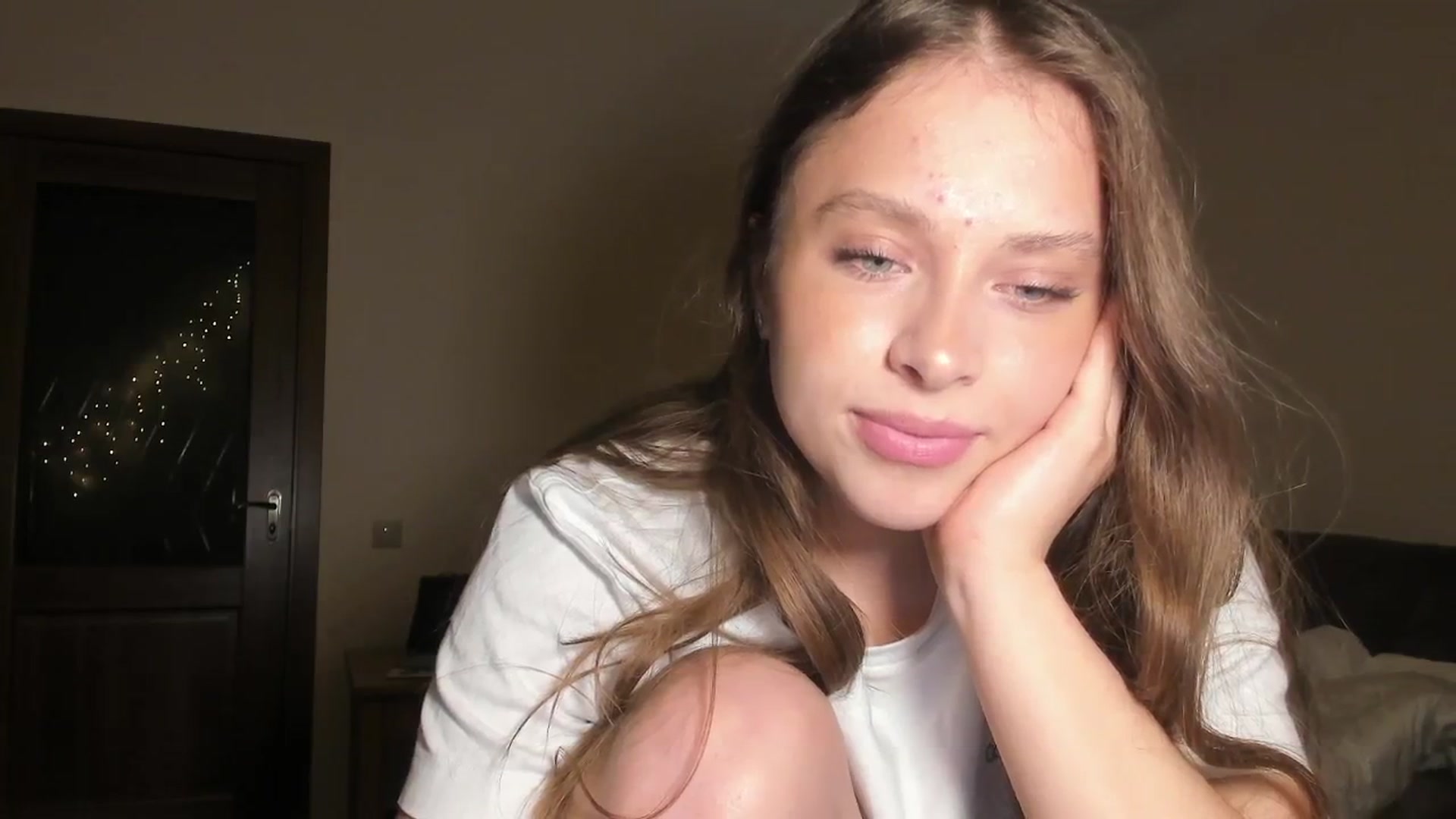 Gallery image thumbnail from AshleyBlush's myfreecams stream on, 12/29/2025, 24:03 image 2 of 20