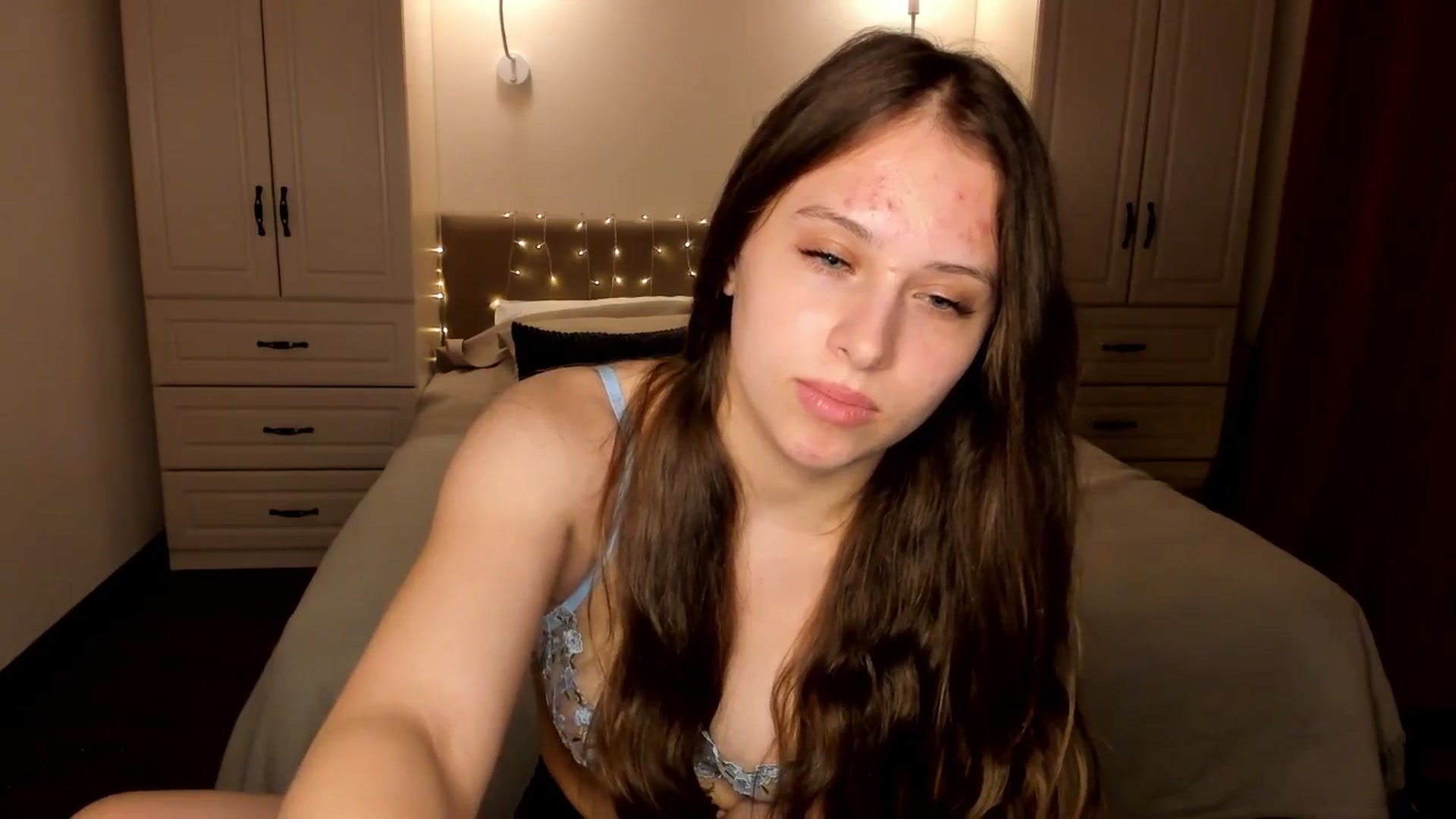 Gallery image thumbnail from AshleyBlush's myfreecams stream on, 04/21/2026, 03:07 image 2 of 20