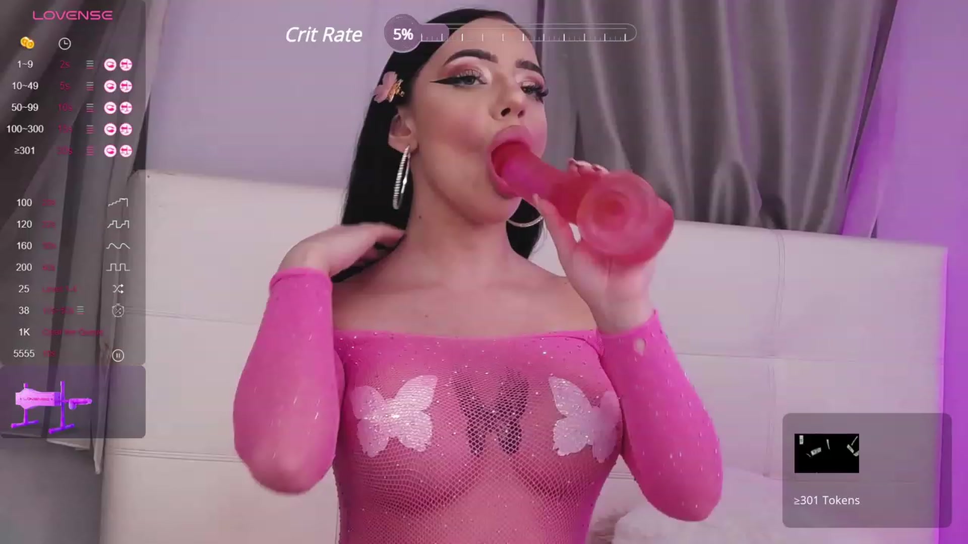 Gallery image thumbnail from AshleyCrystal's myfreecams stream on, 11/30/2023, 11:02 image 18 of 20