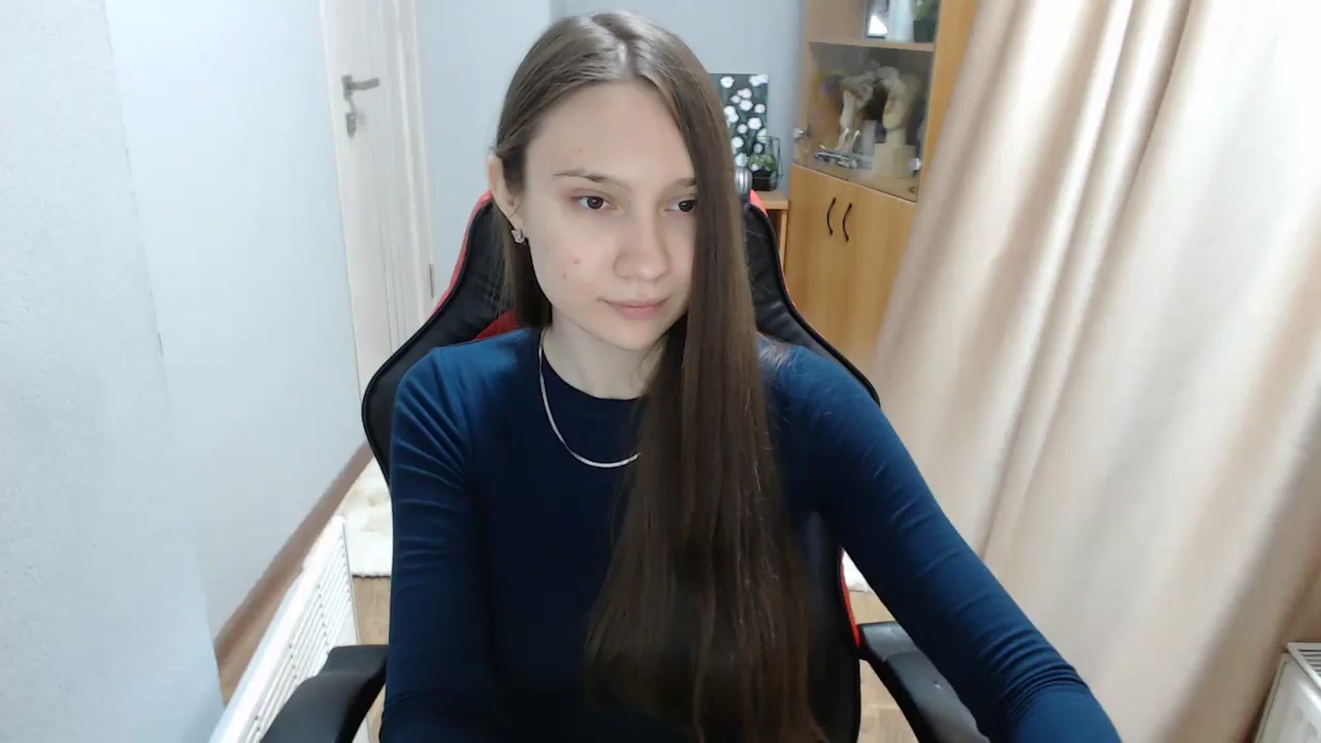 Gallery image thumbnail from AshleyDoll's myfreecams stream on, 04/13/2026, 11:06 image 2 of 20